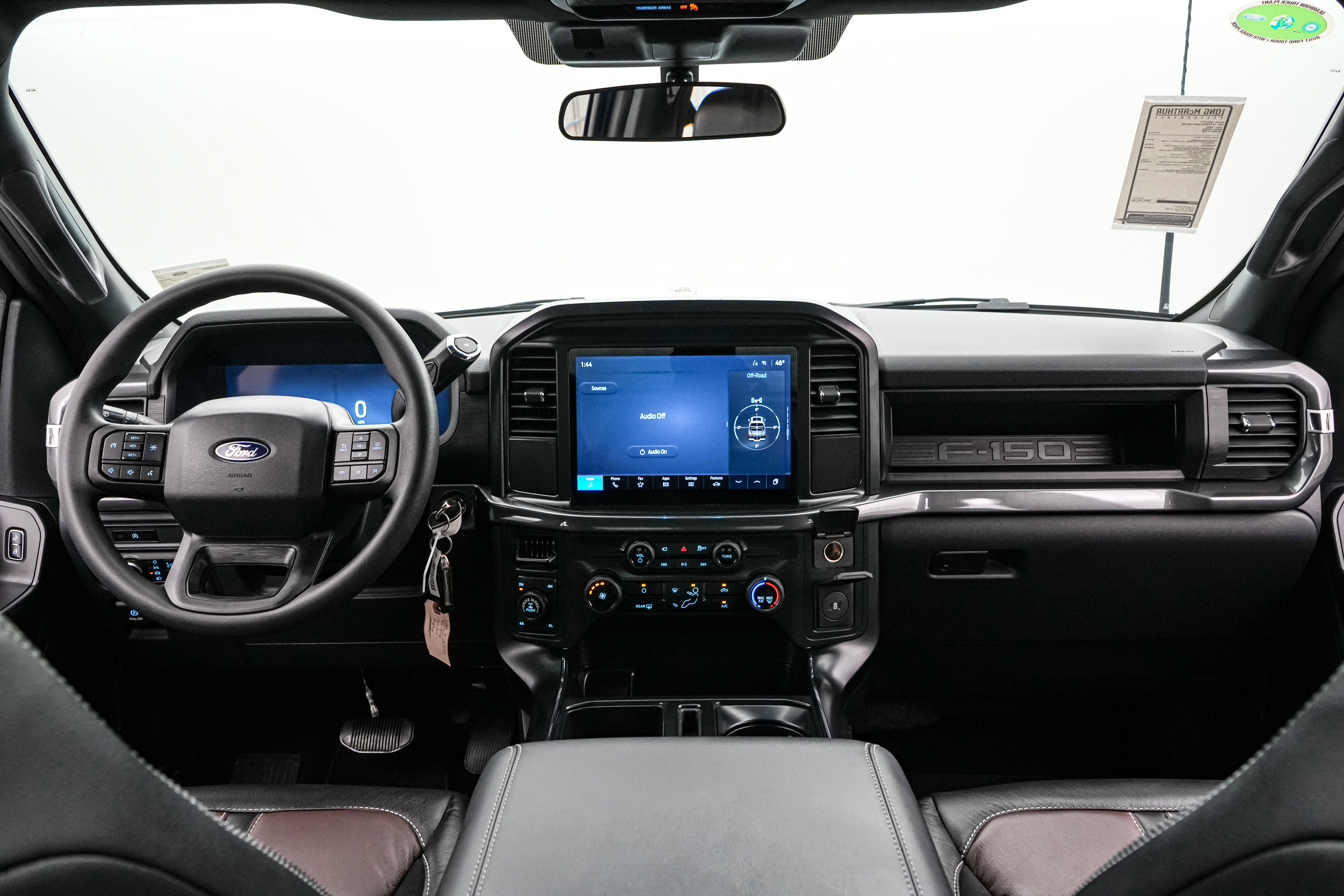 2025 Ford F-150 Lobo w/LMP SC