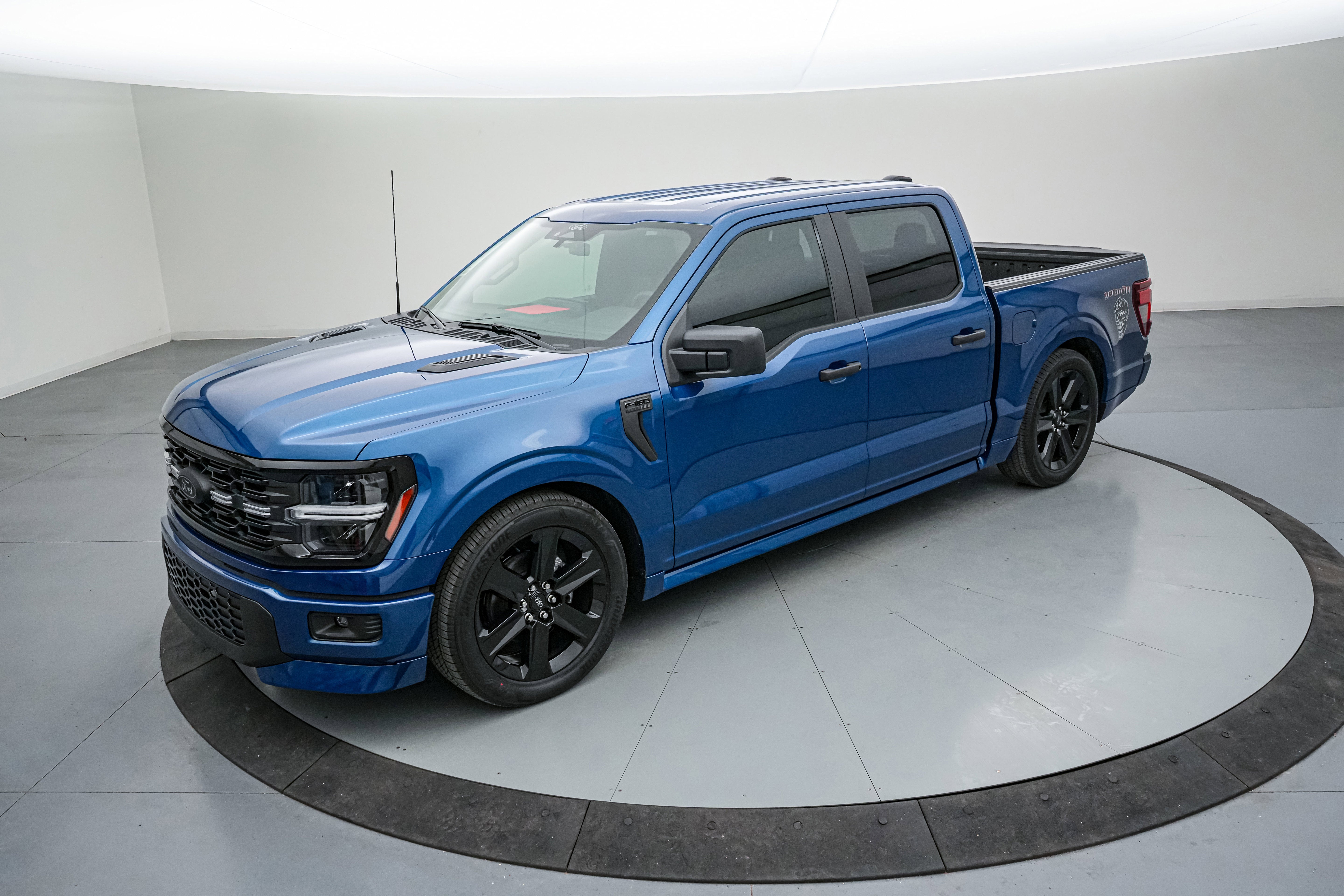 2025 Ford F-150 Lobo Loco SC