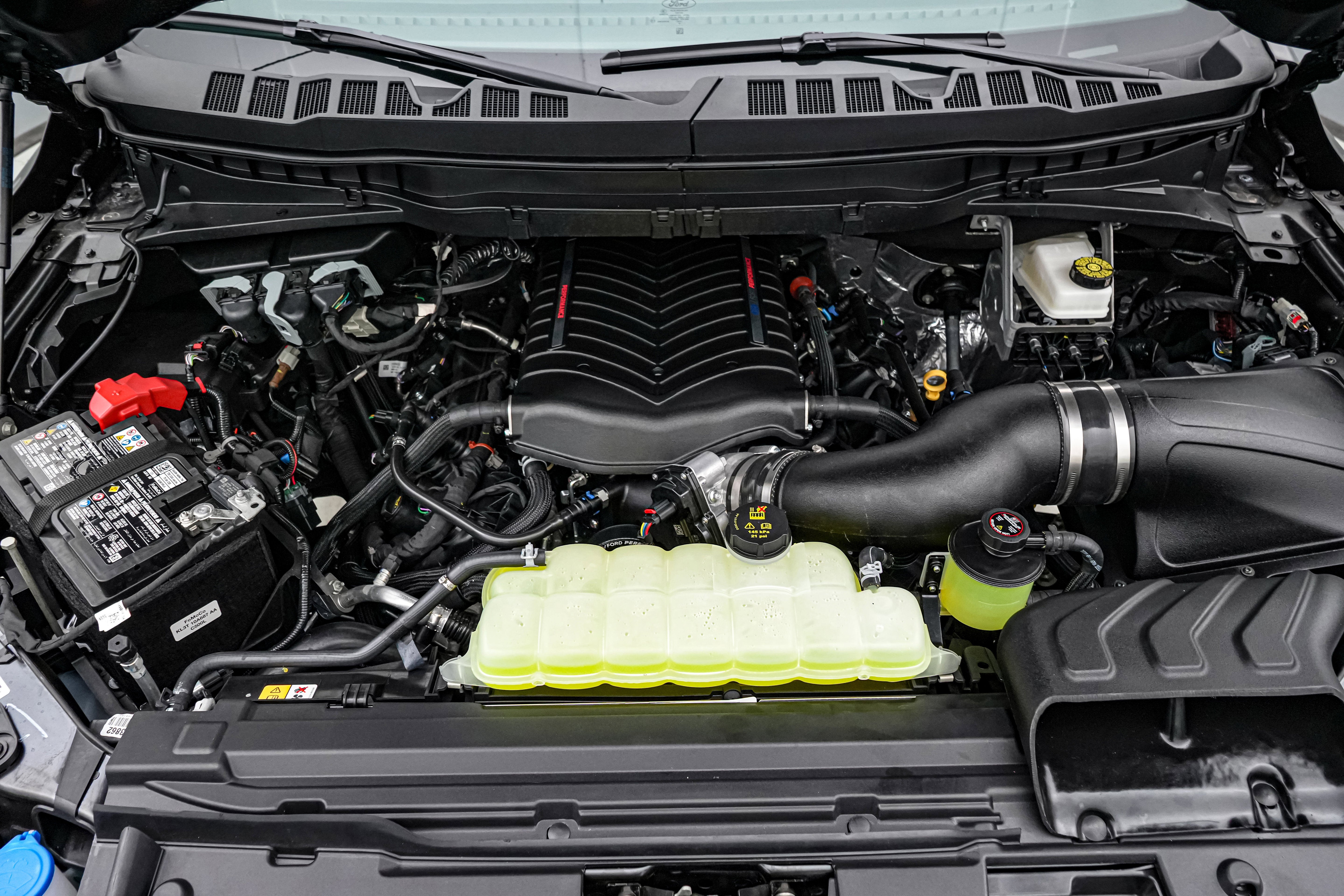 2025 Ford F-150 Lobo w/LMP SC