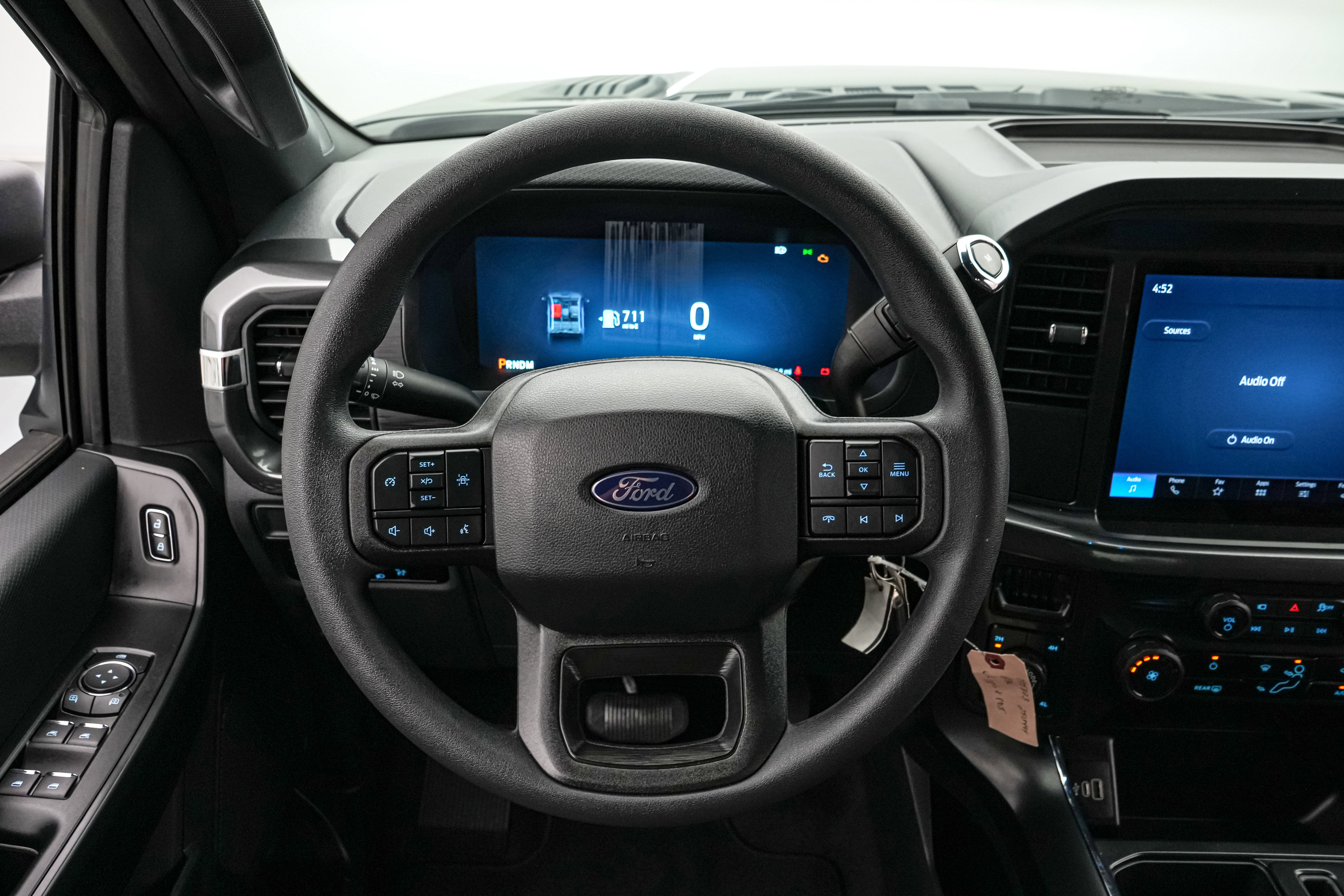 2025 Ford F-150 Lobo w/LMP SC