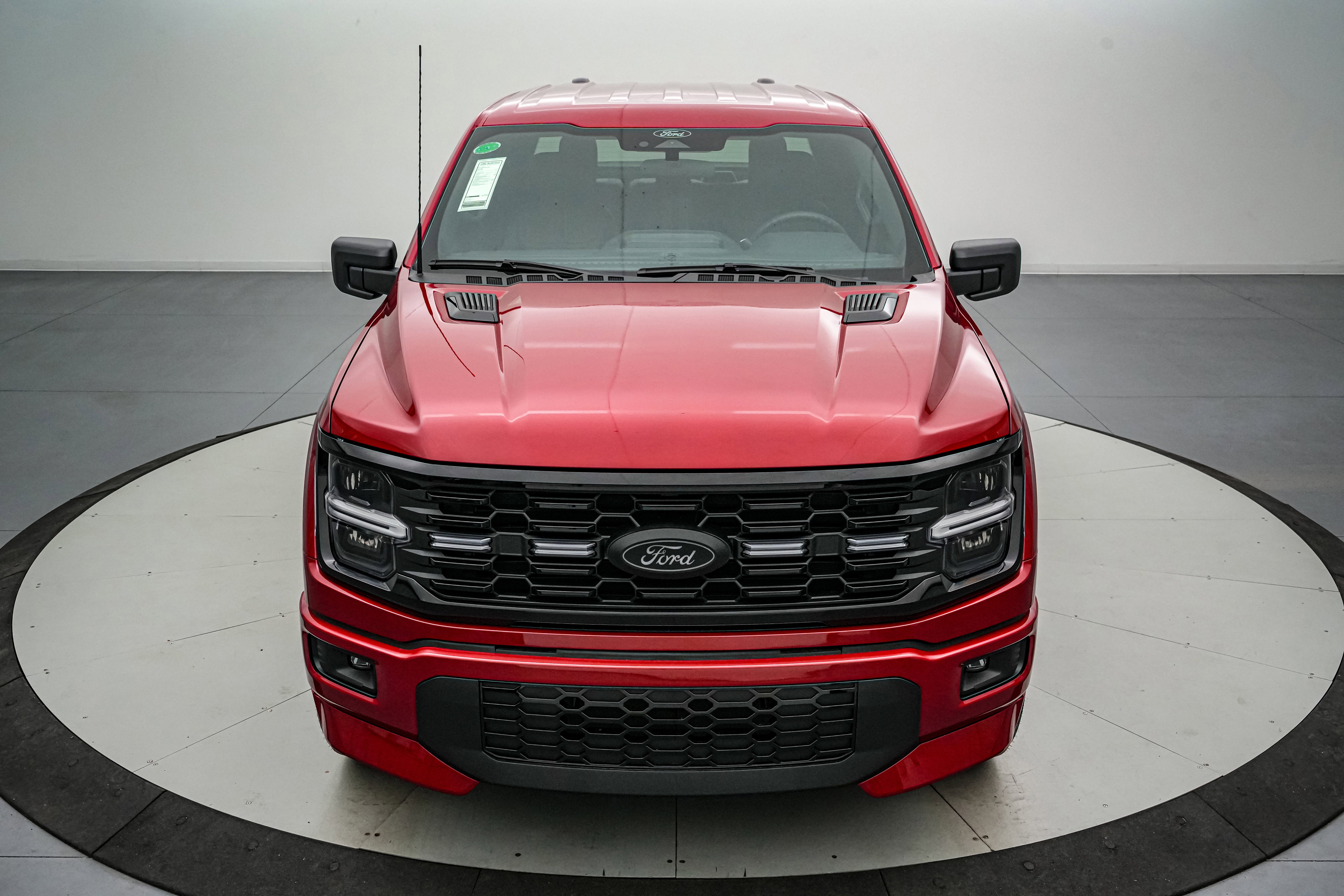 2025 Ford F-150 Lobo w/LMP SC