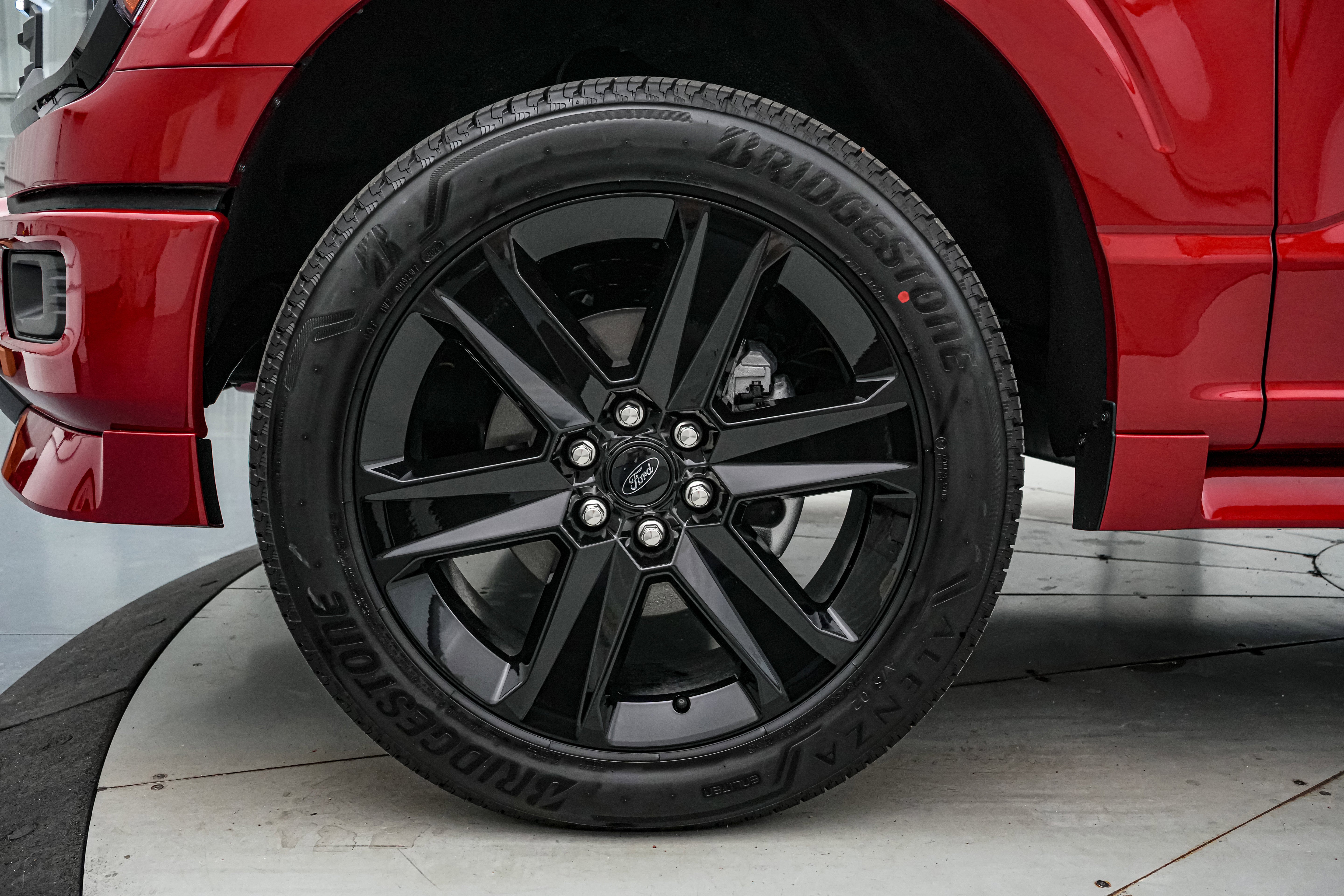 2025 Ford F-150 Lobo w/LMP SC