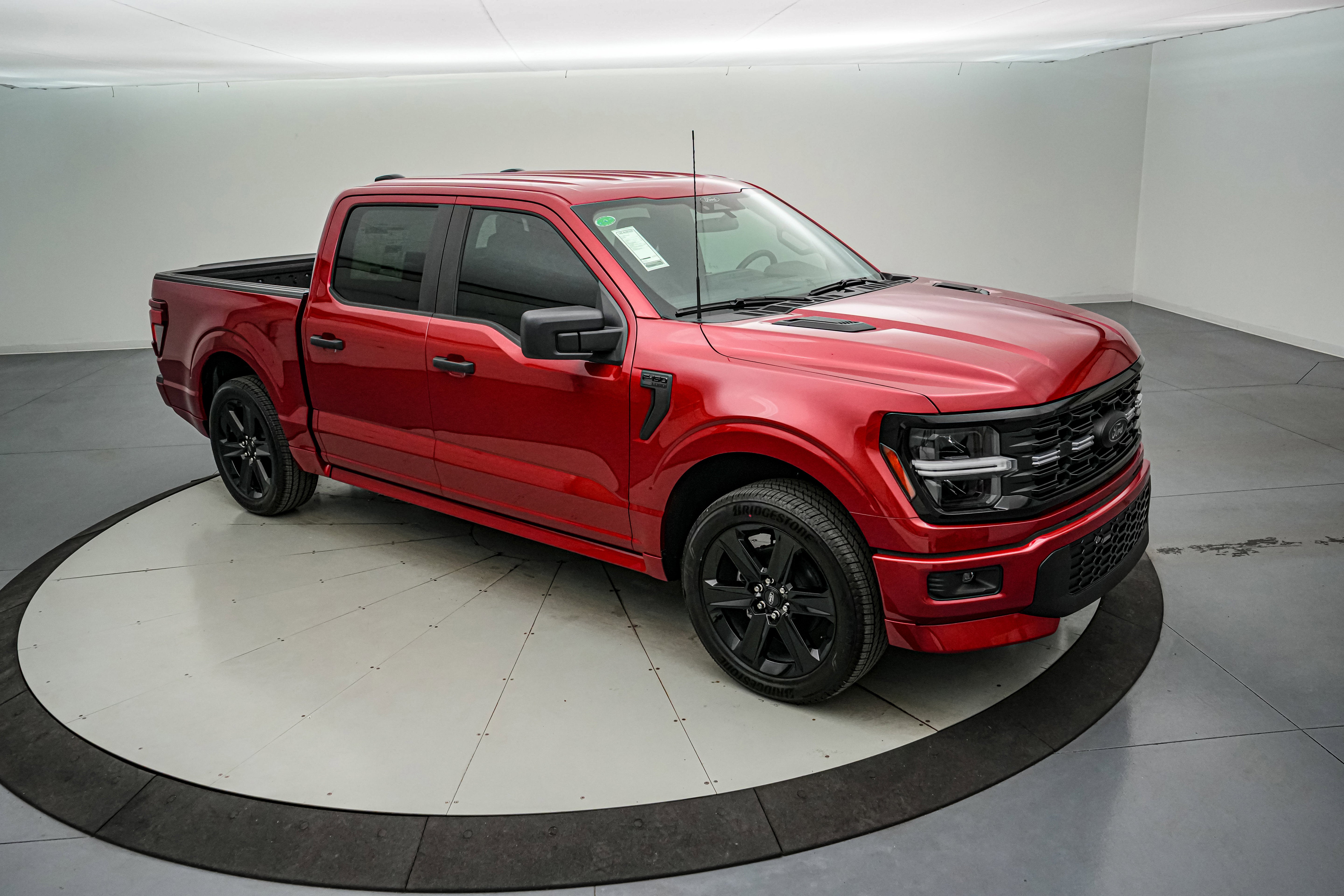 2025 Ford F-150 Lobo w/LMP SC