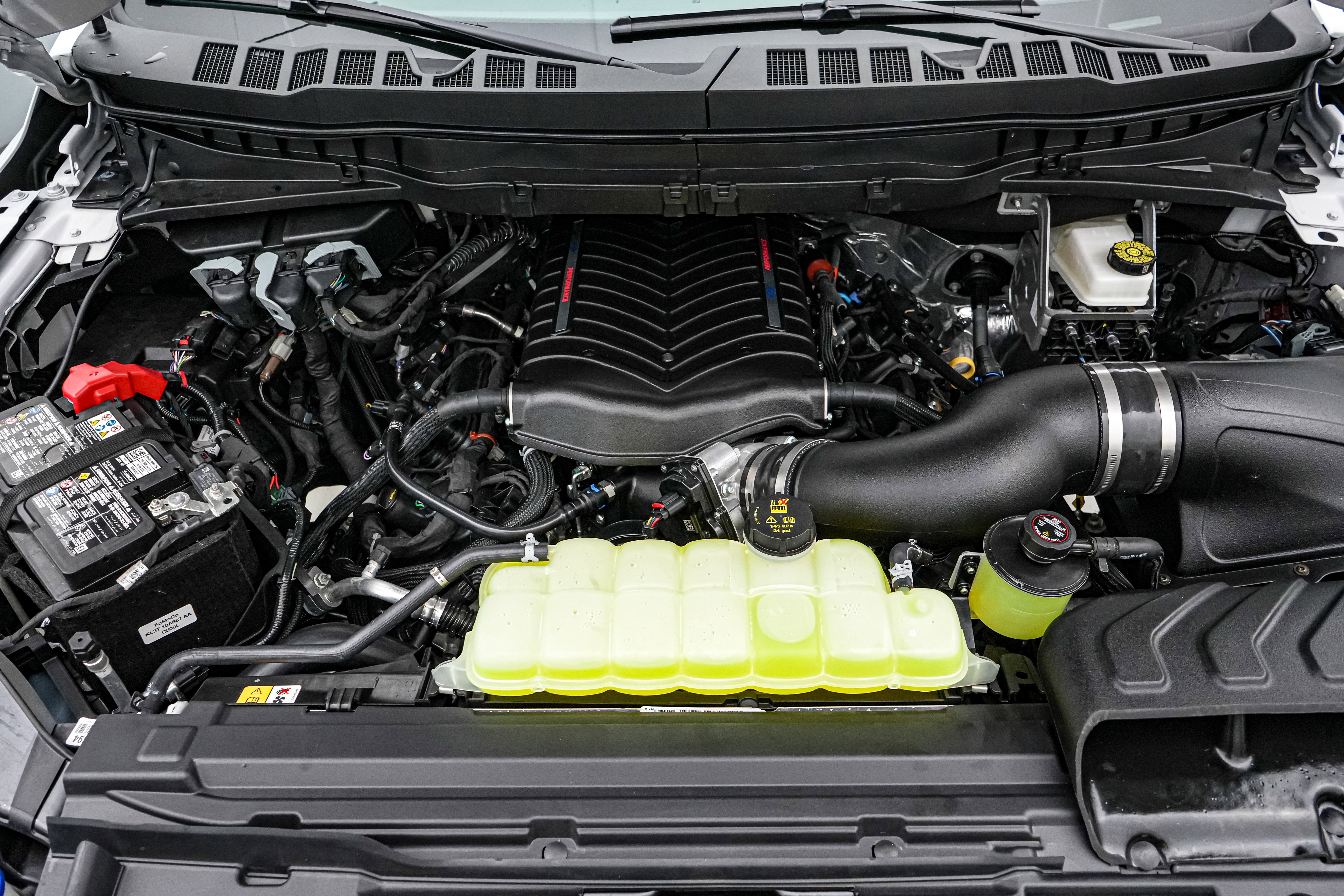 2025 Ford F-150 Lobo w/LMP SC