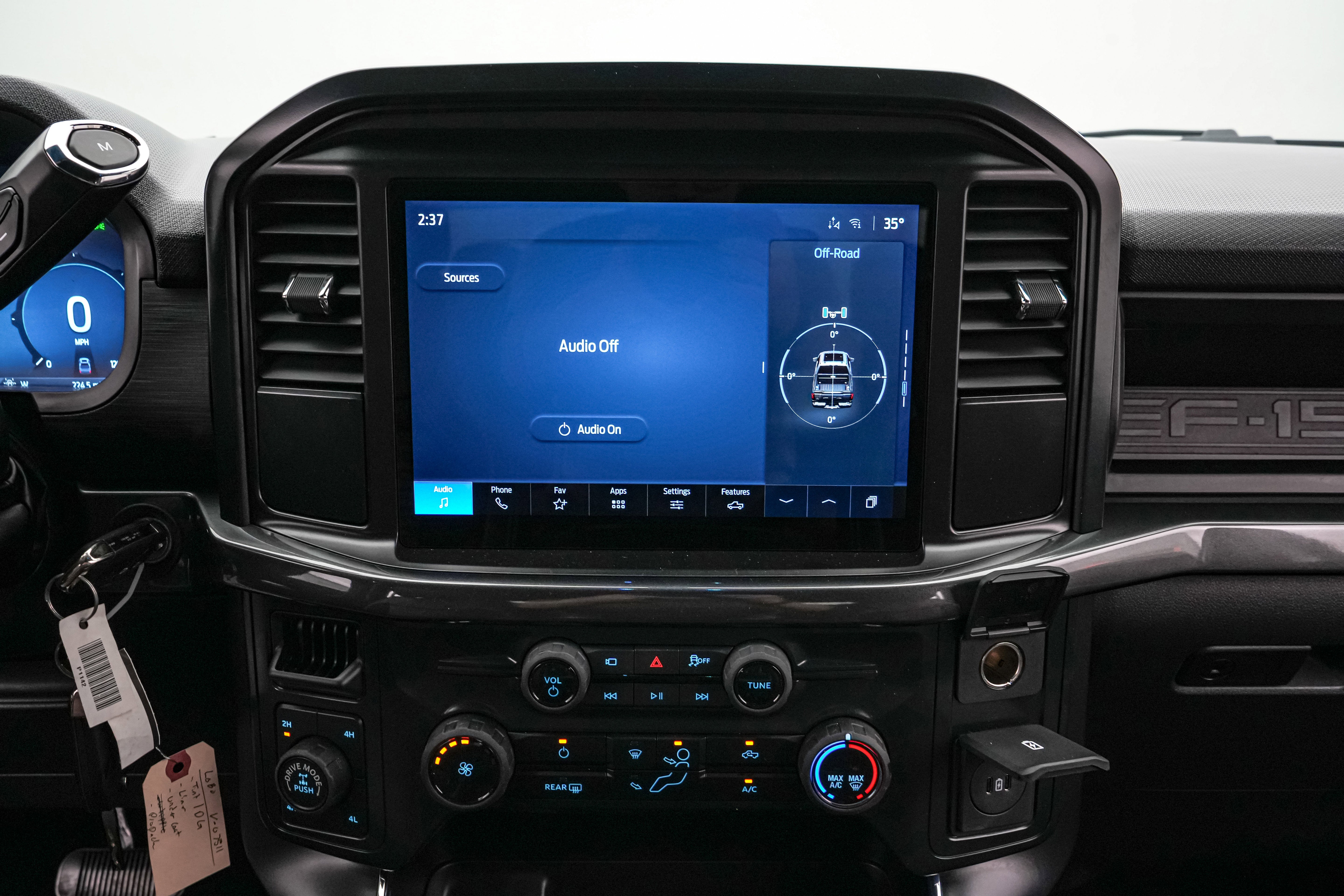 2025 Ford F-150 Lobo w/LMP SC