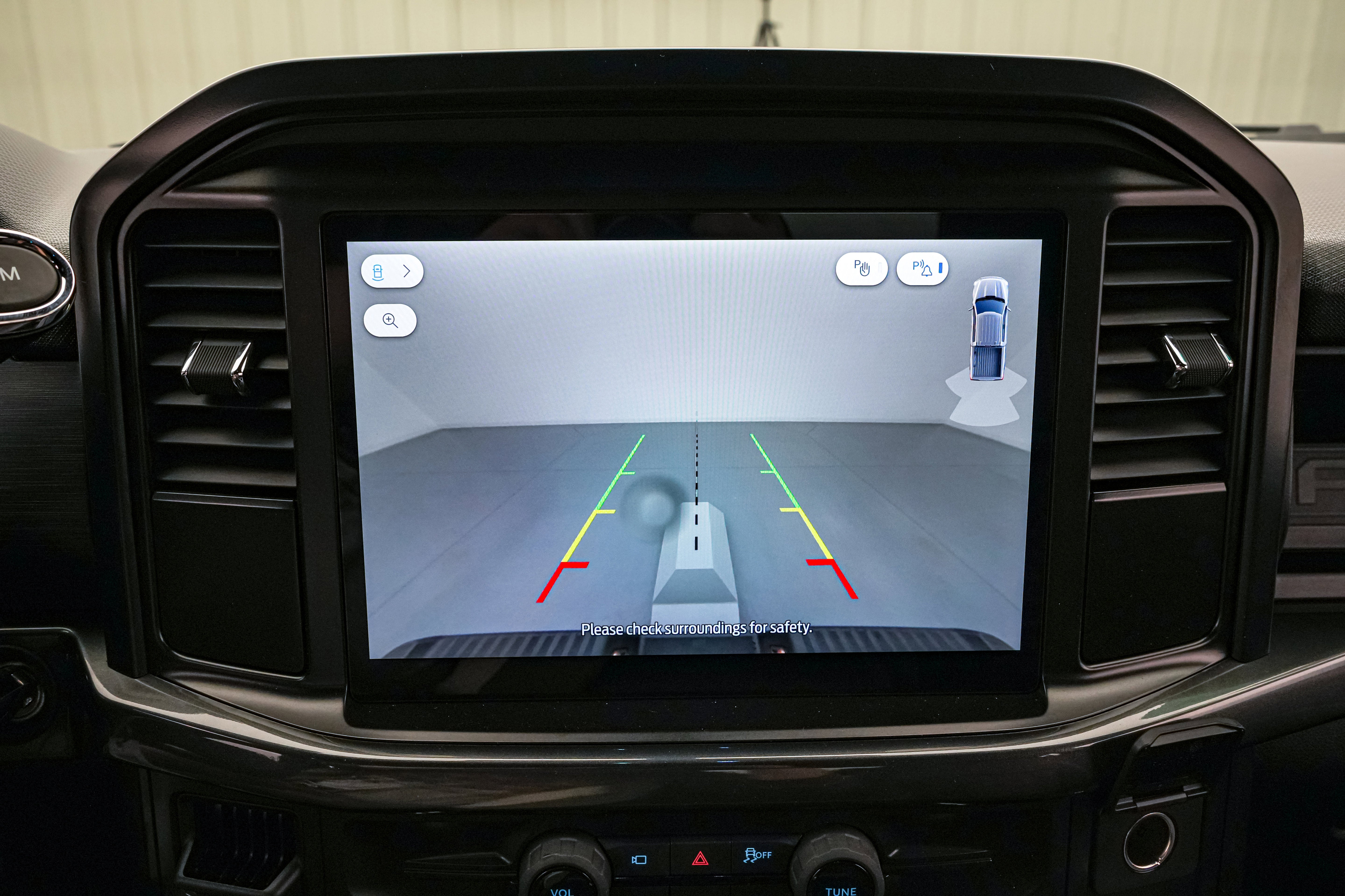 2025 Ford F-150 Lobo w/LMP SC