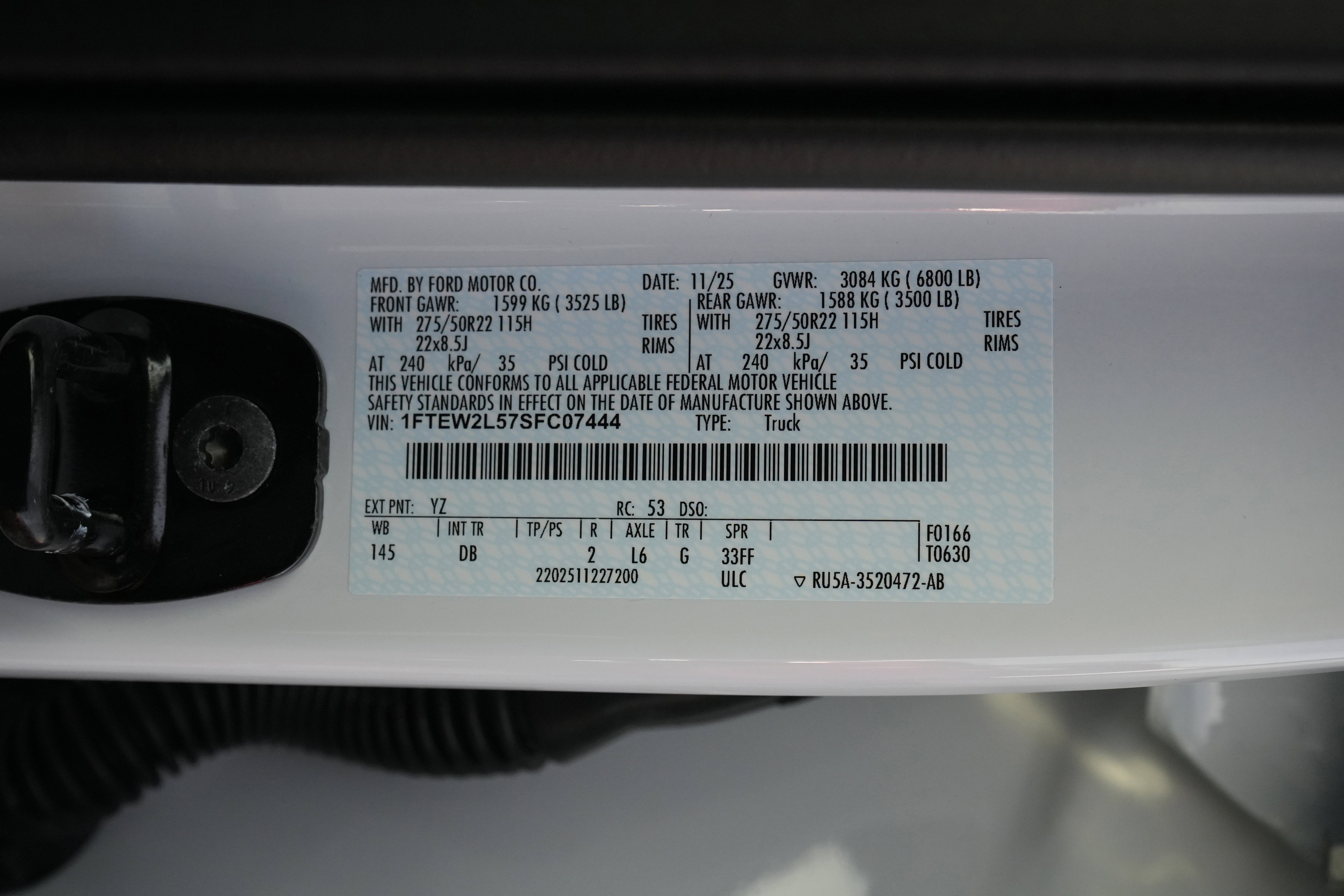 2025 Ford F-150 Lobo w/LMP SC