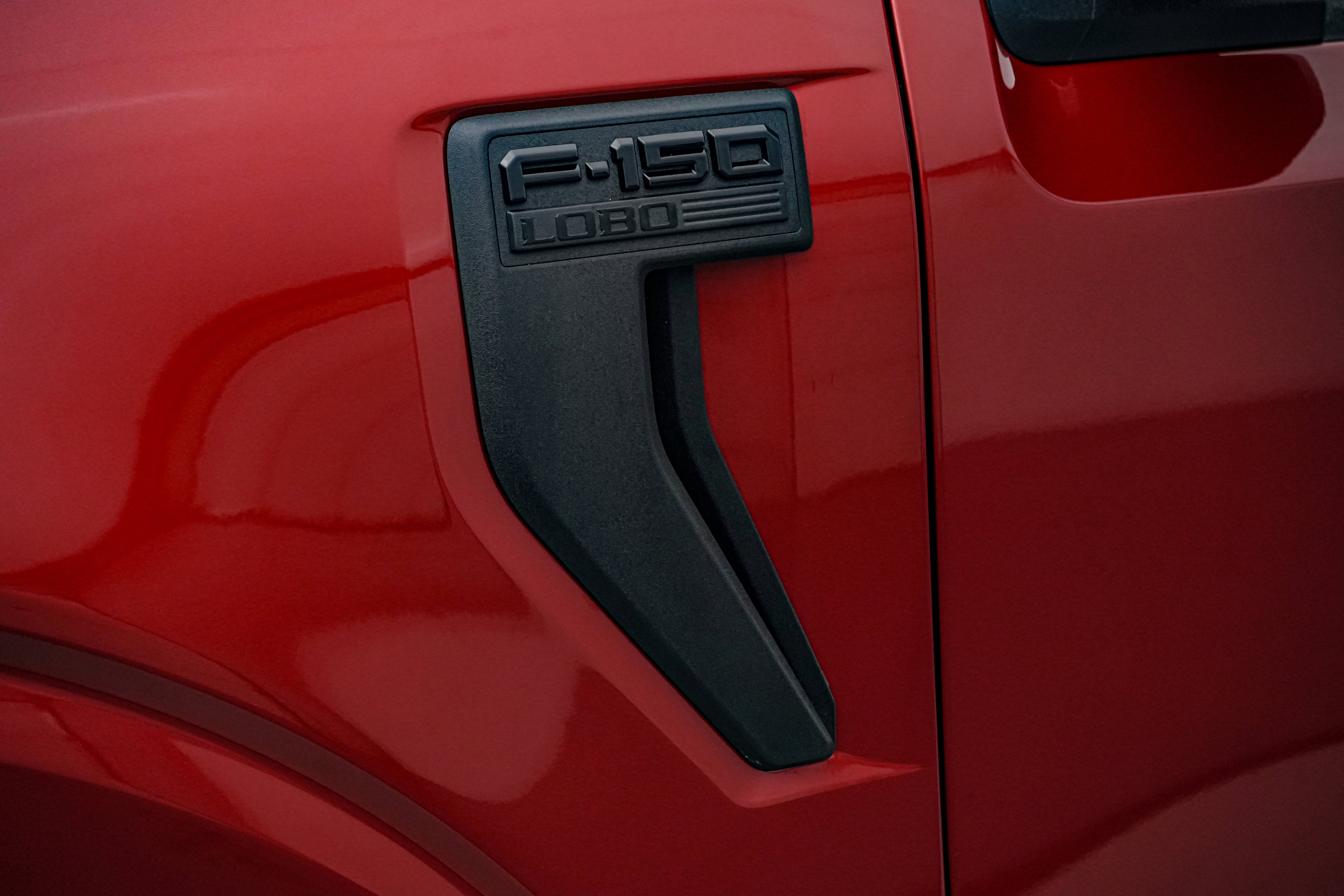 2025 Ford F-150 Lobo SC