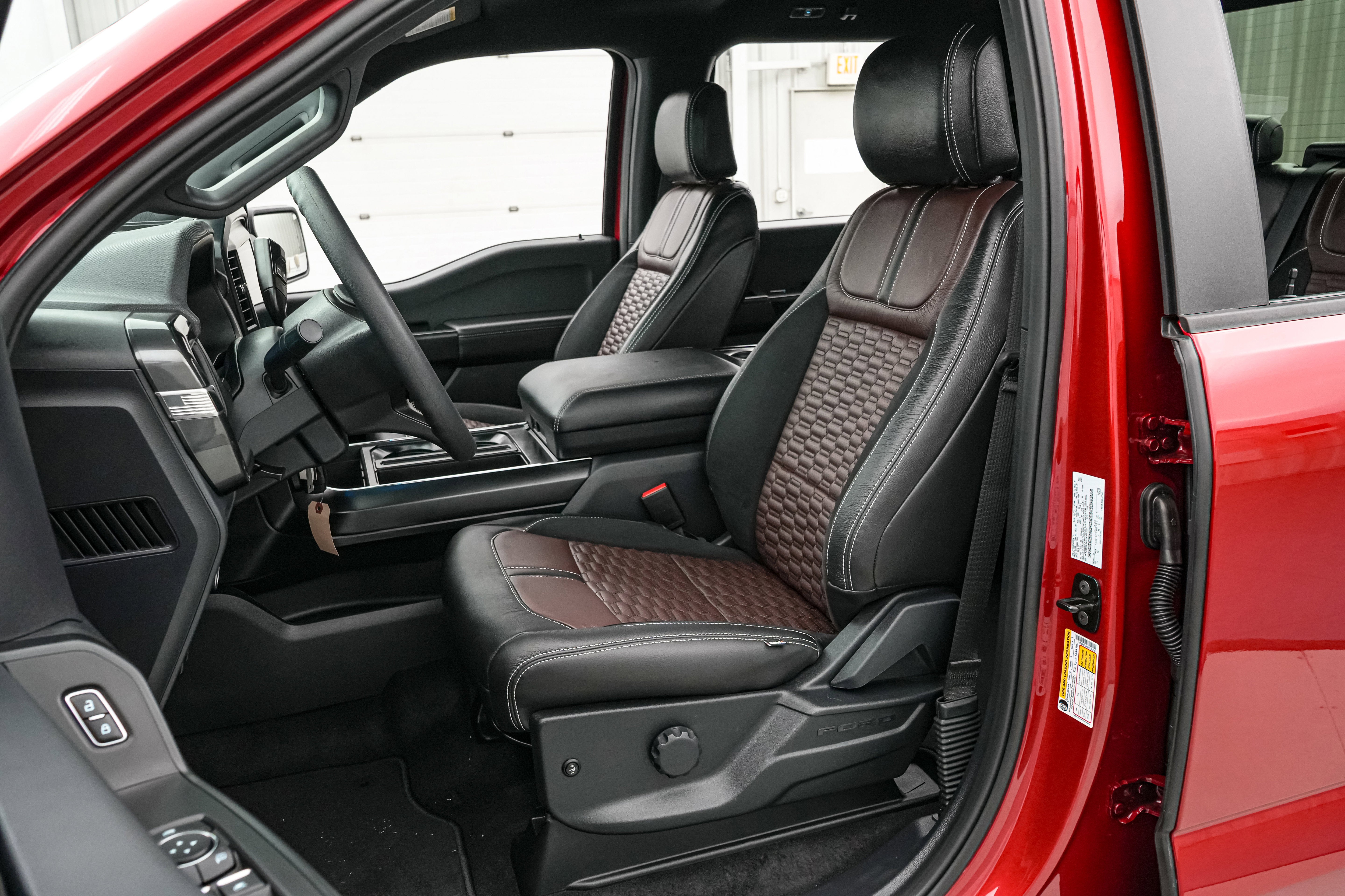 2025 Ford F-150 Lobo SC