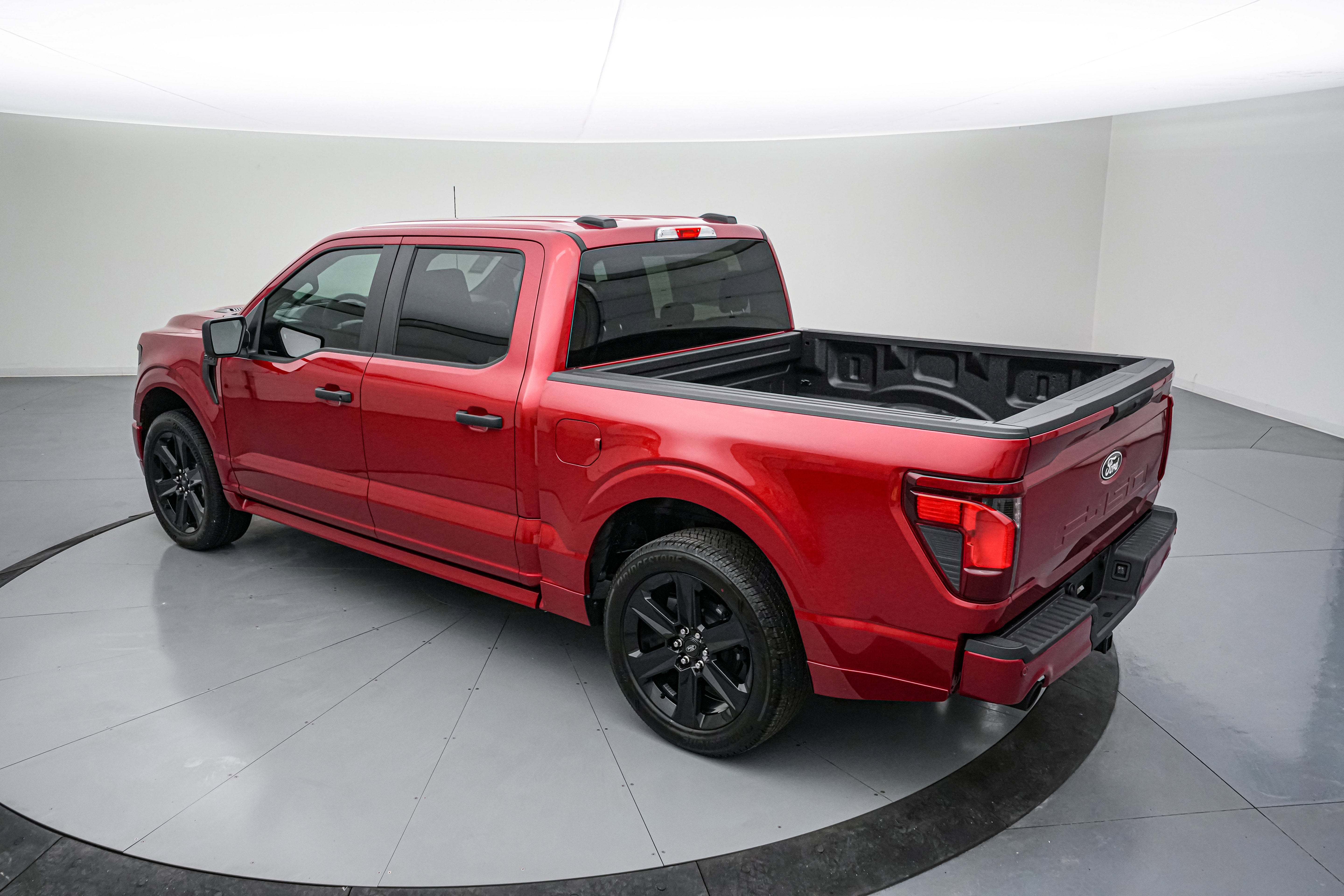 2025 Ford F-150 Lobo SC