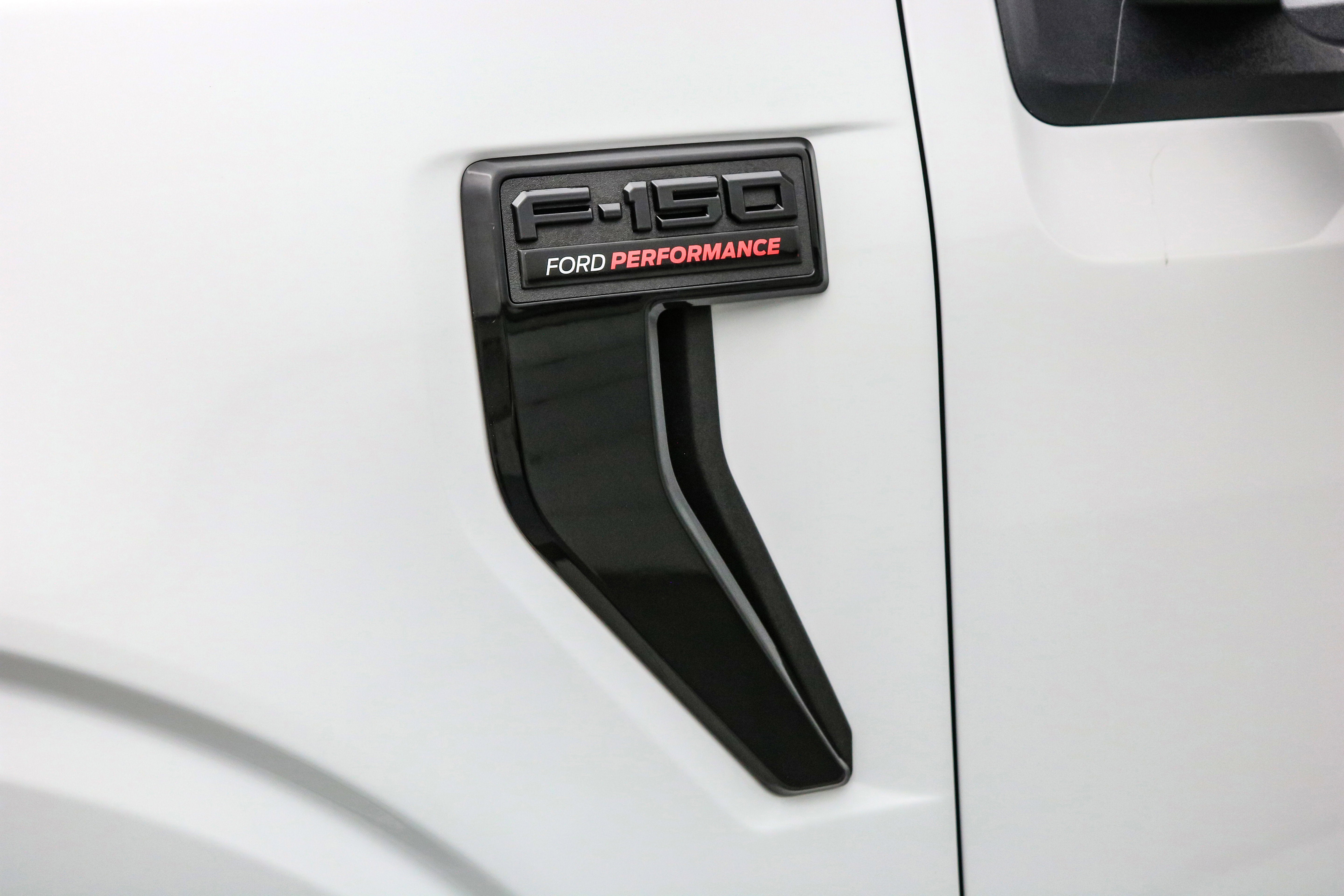 2025 Ford F-150 LMX4