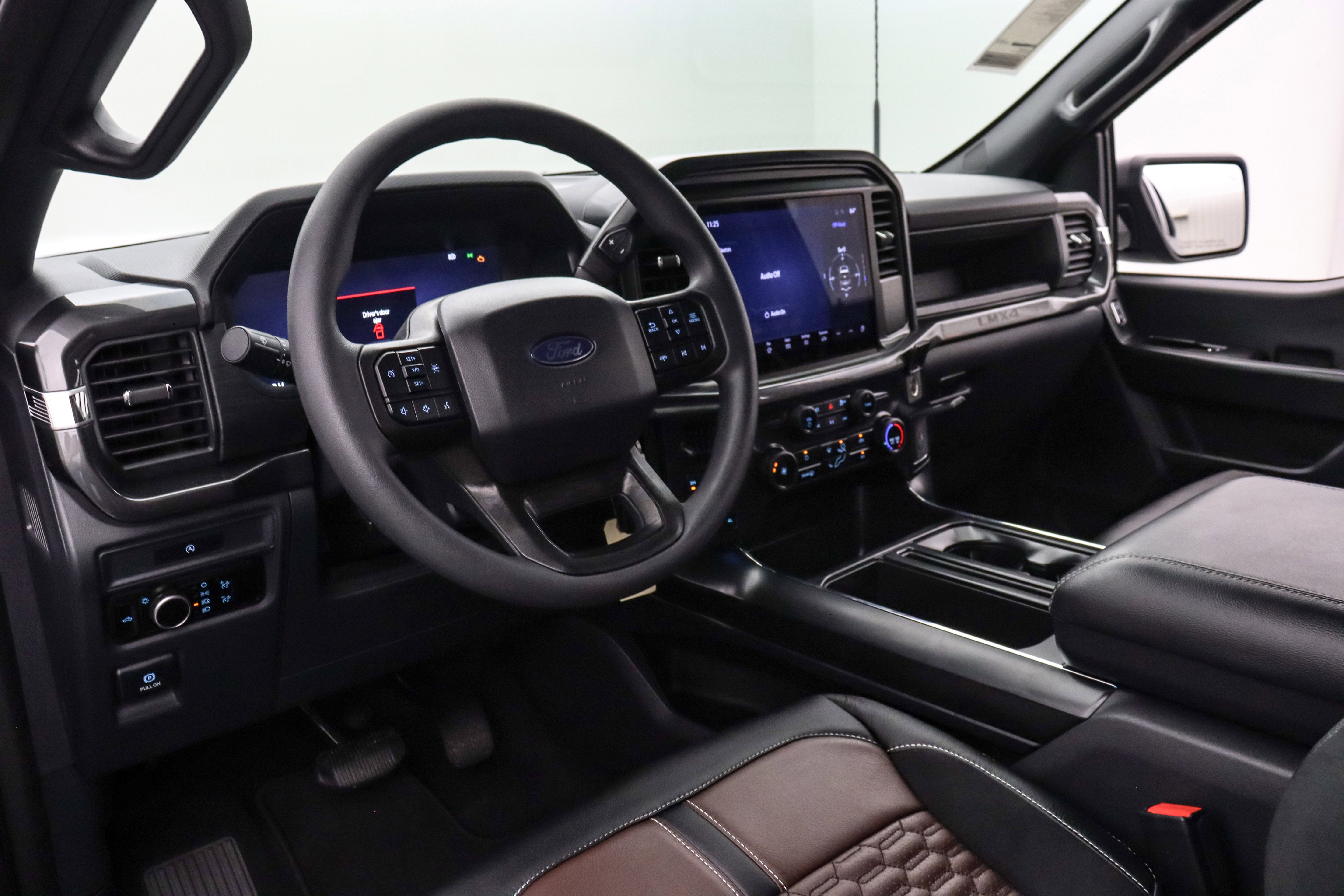 2025 Ford F-150 LMX4