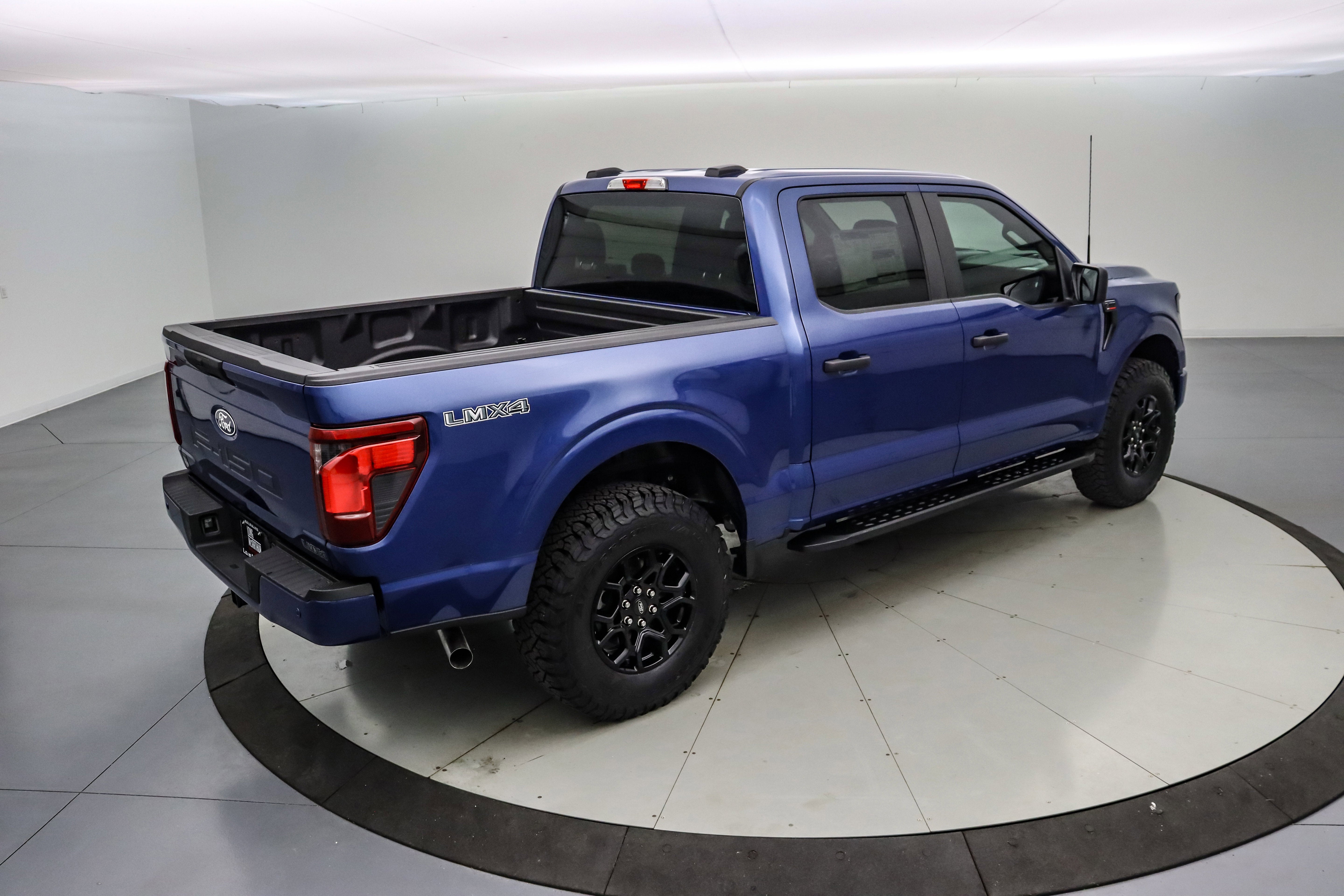 2025 Ford F-150 LMX4