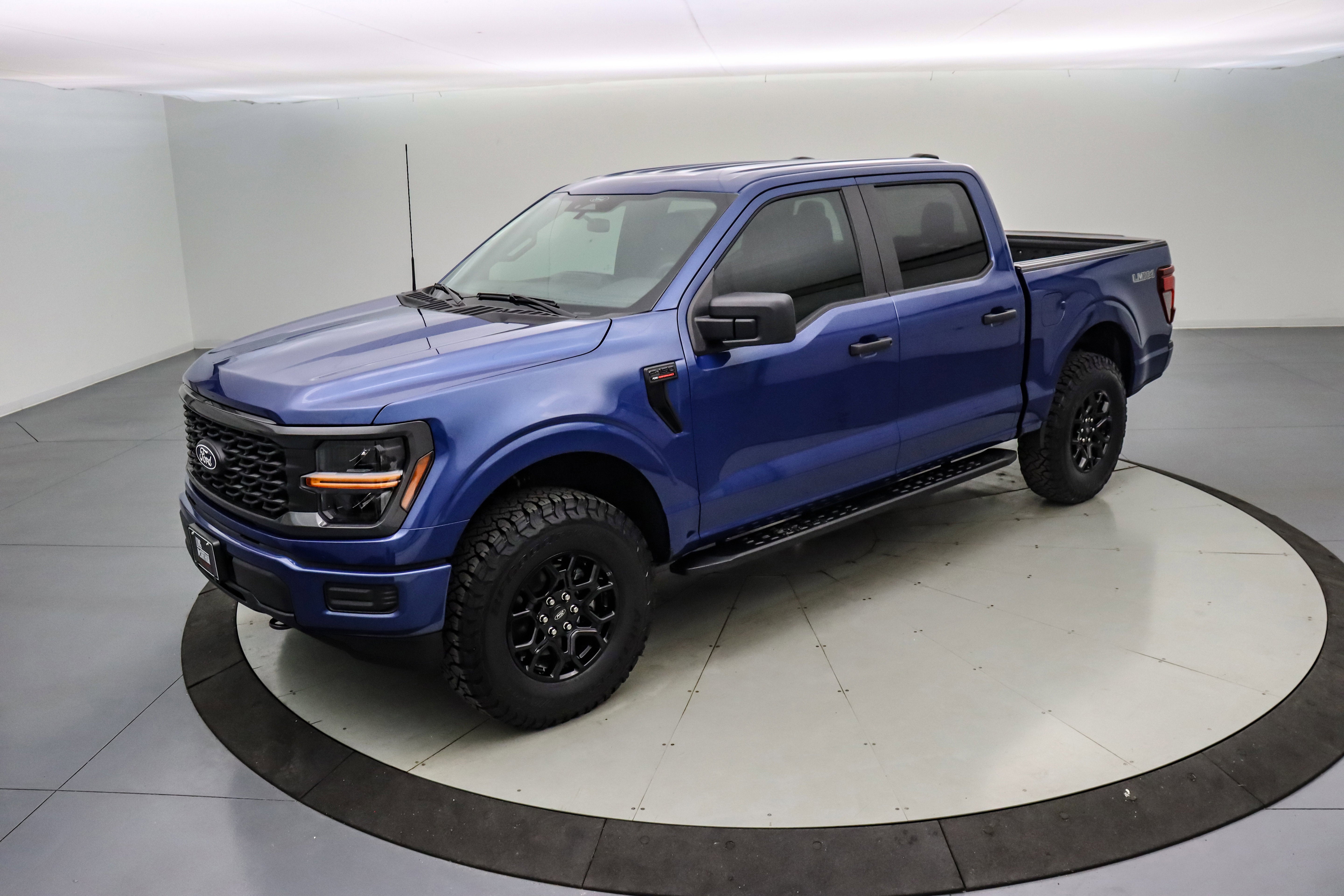 2025 Ford F-150 LMX4