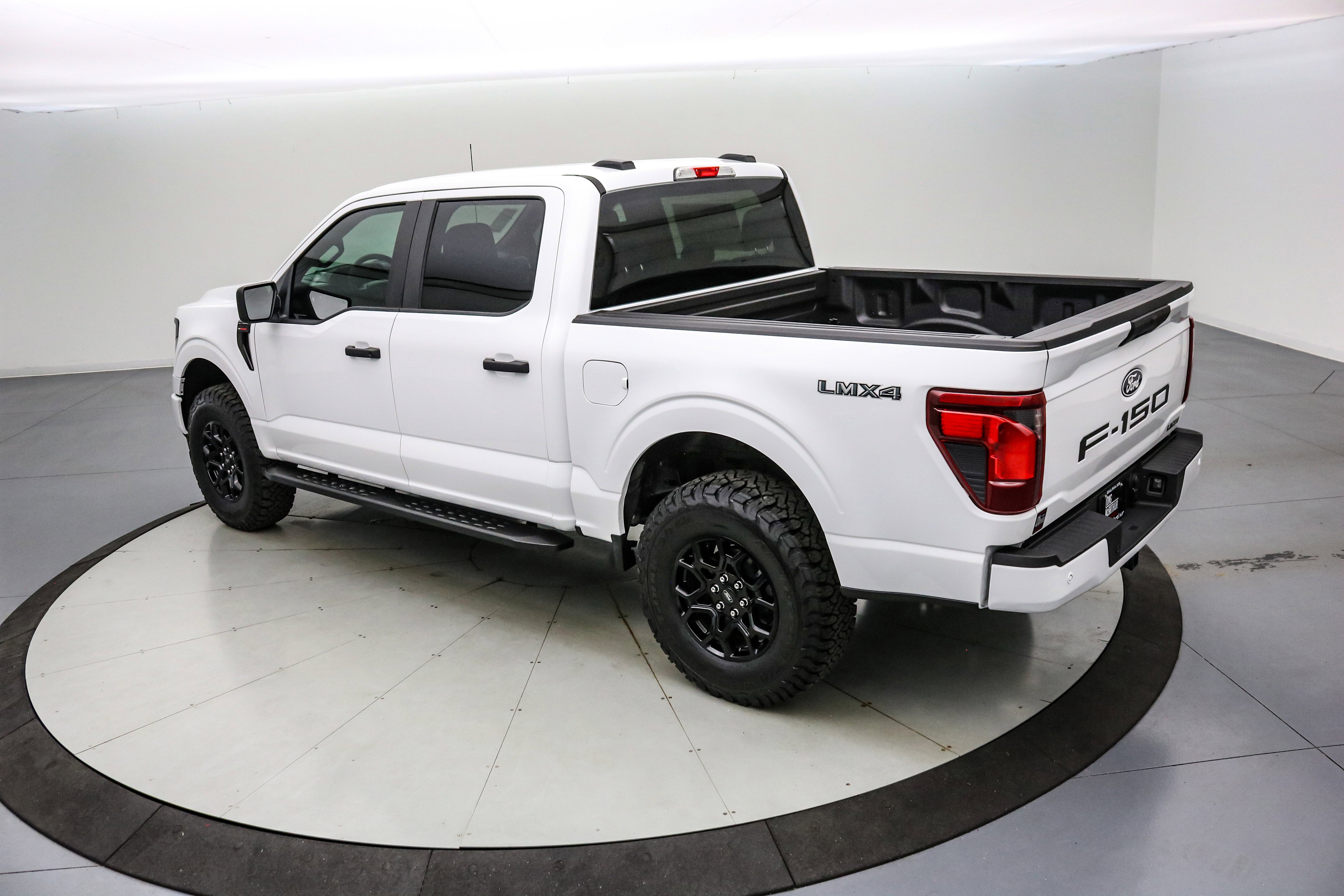 2025 Ford F-150 LMX4