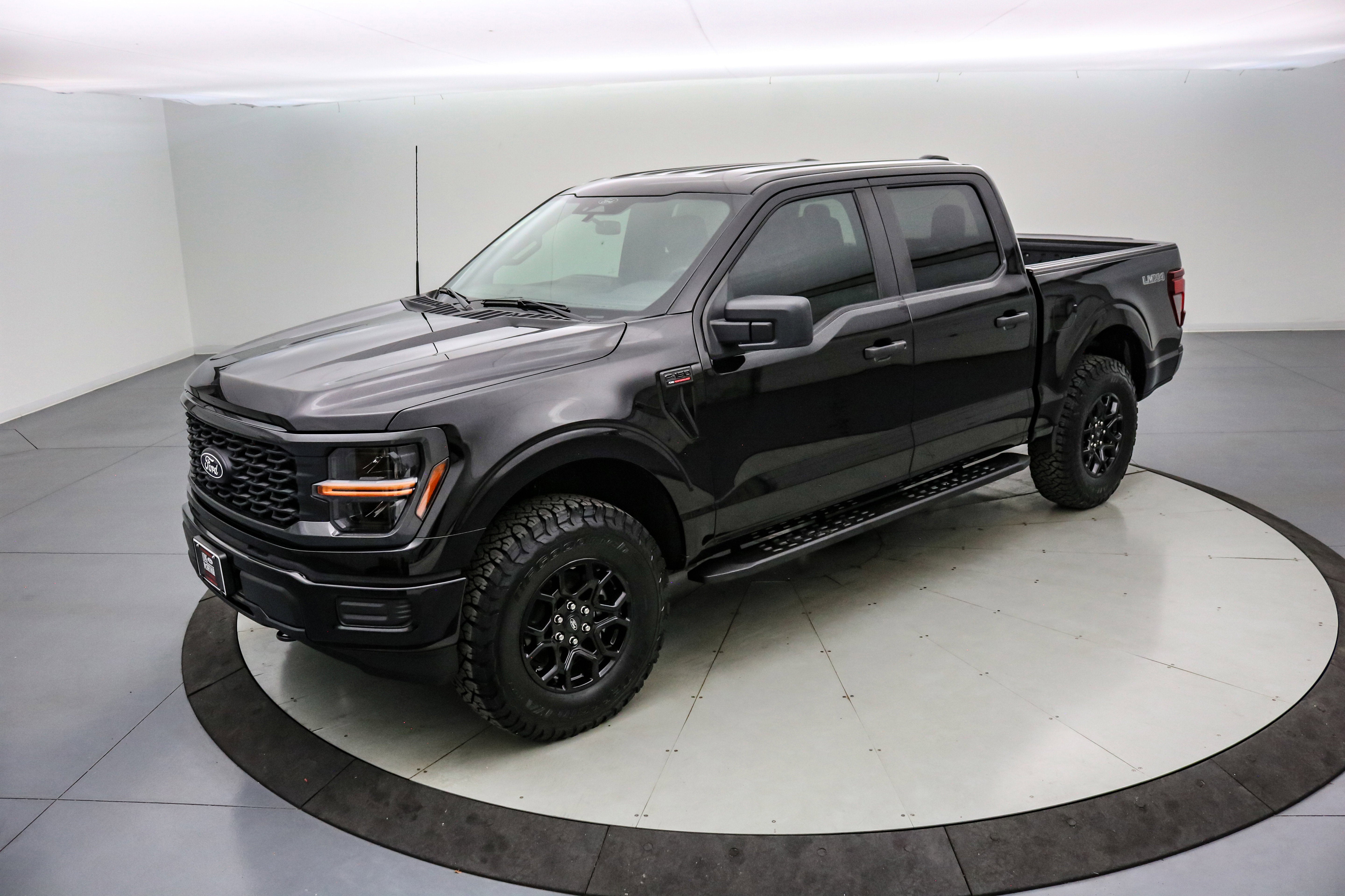 2025 Ford F-150 LMX4