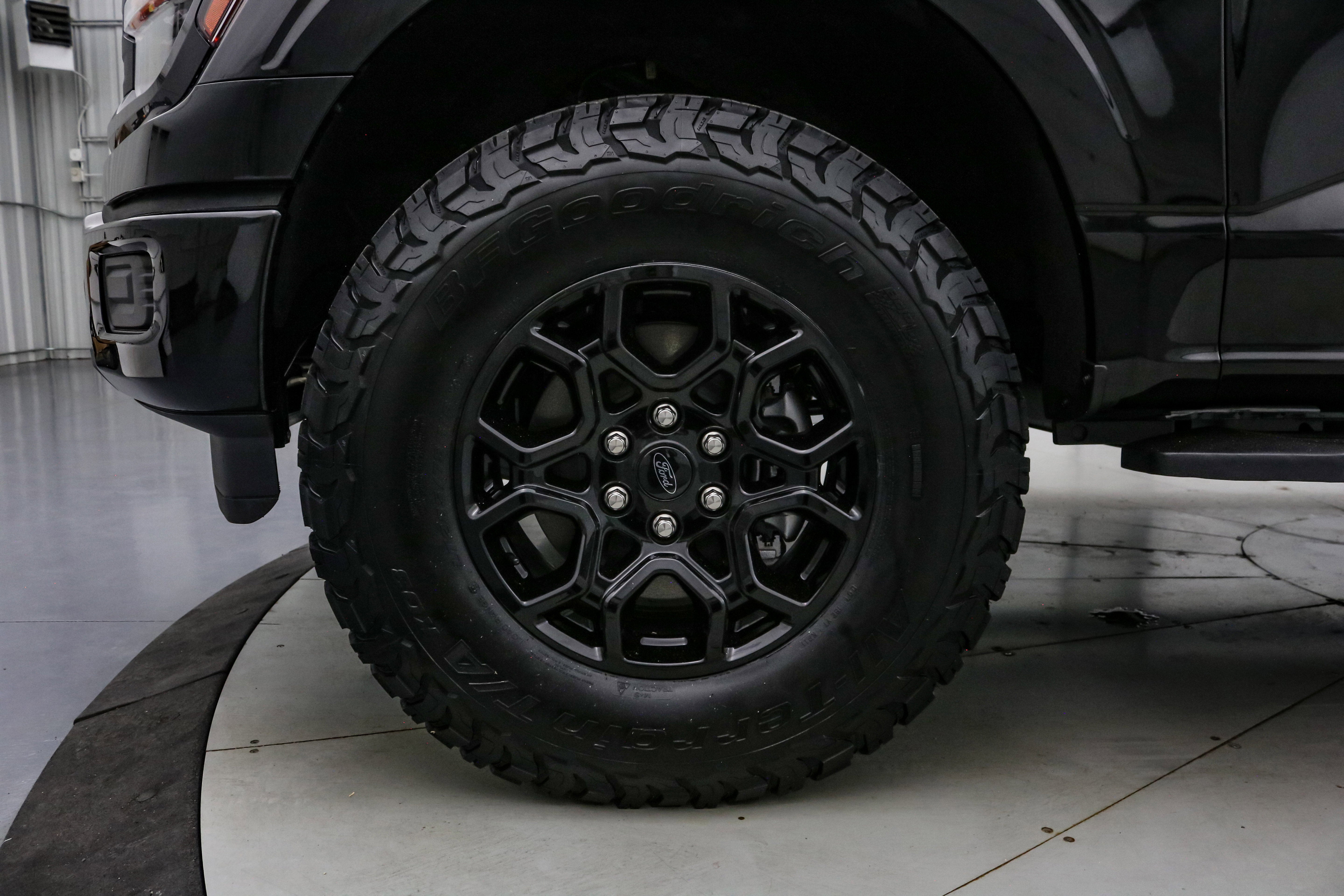 2025 Ford F-150 LMX4