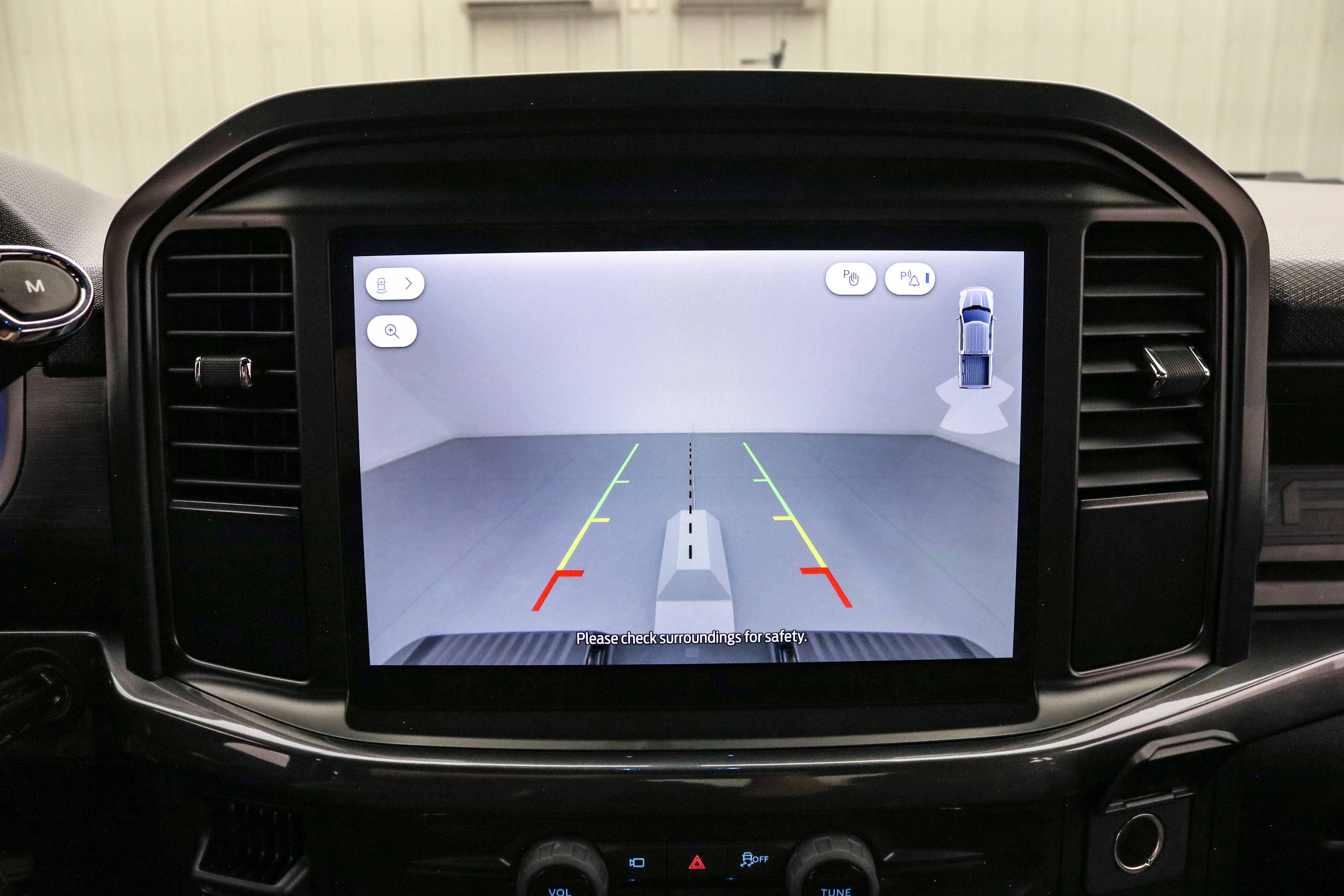 2025 Ford F-150 LMX4