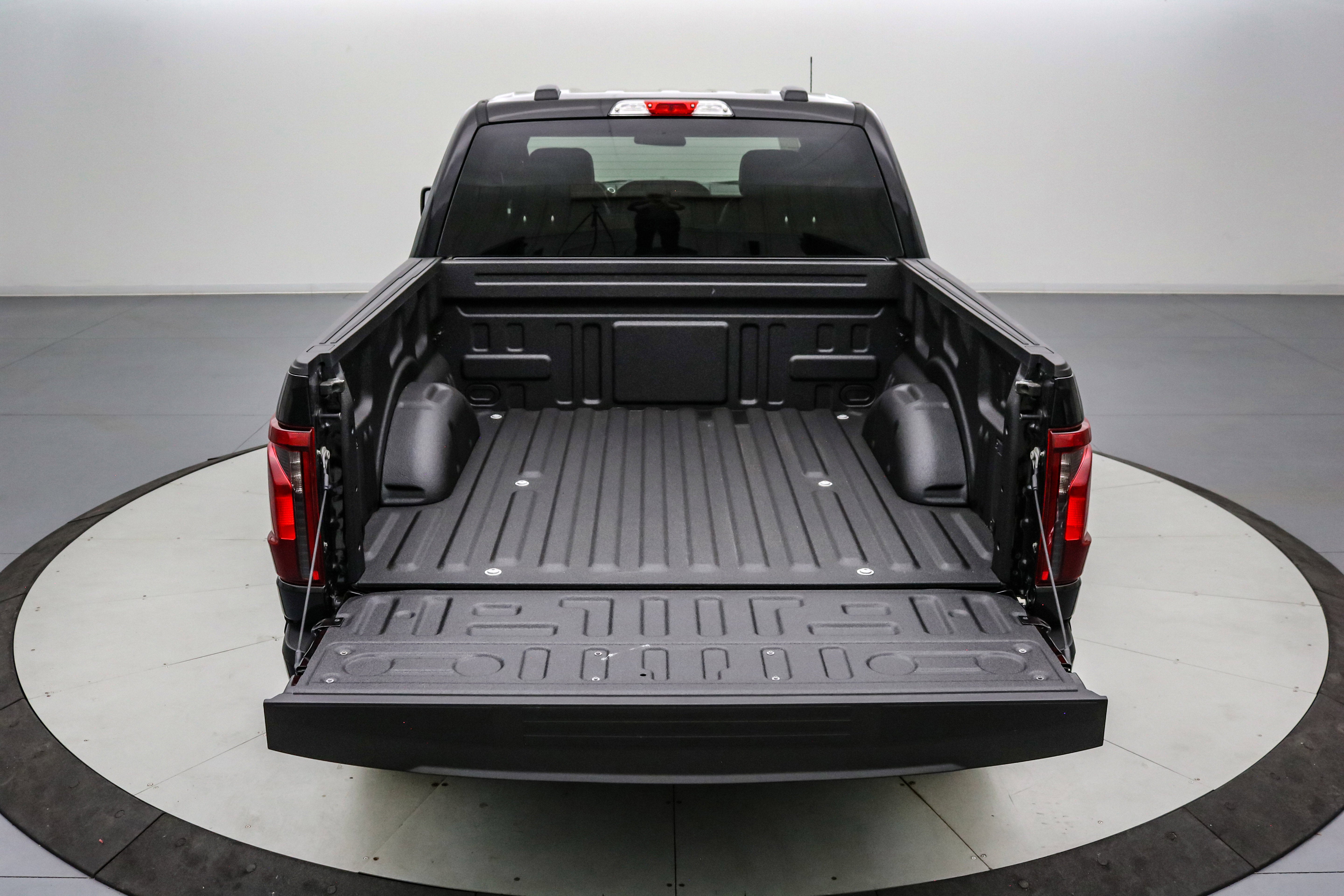 2025 Ford F-150 LMX4