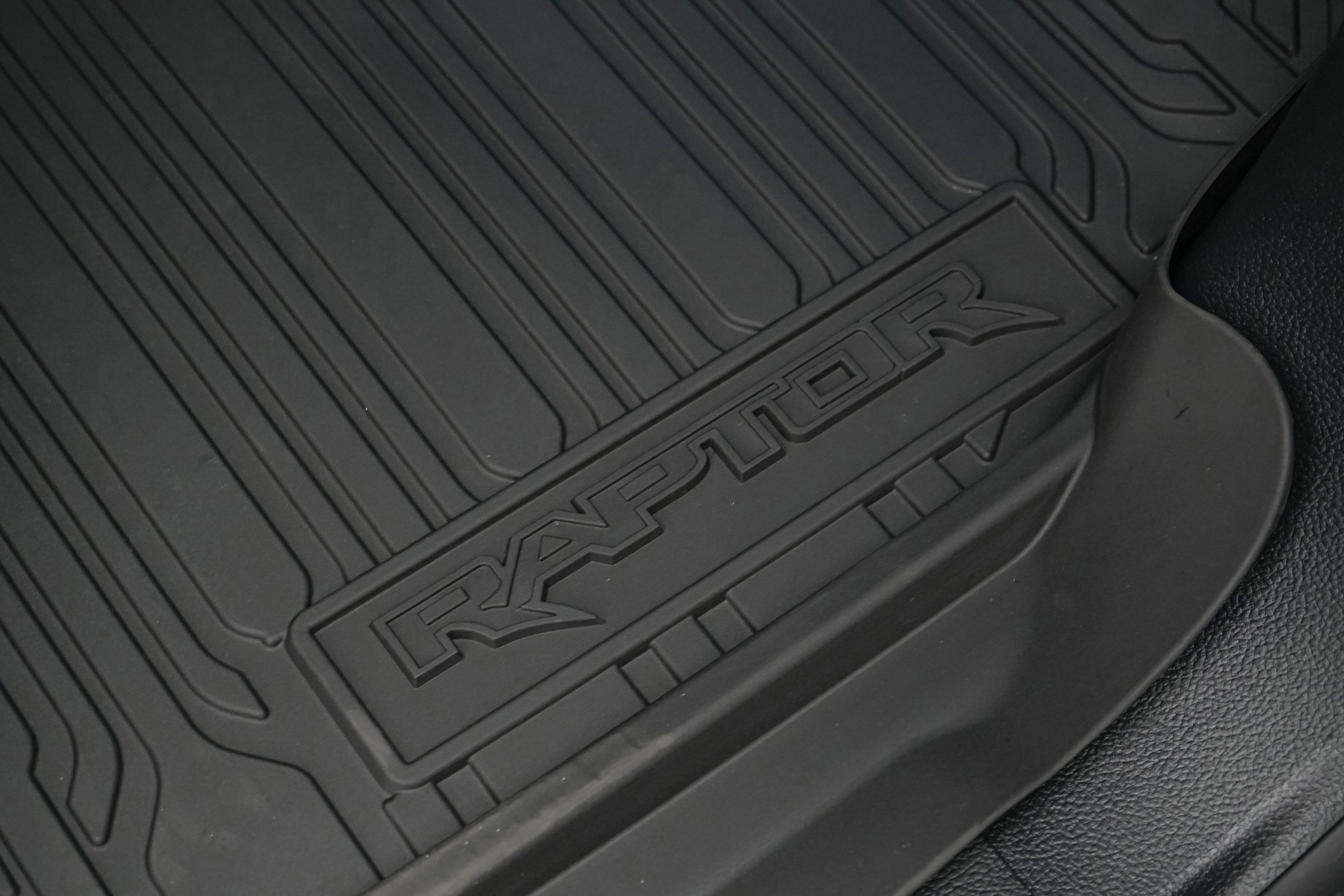 2025 Ford F-150 Raptor Alpha 600