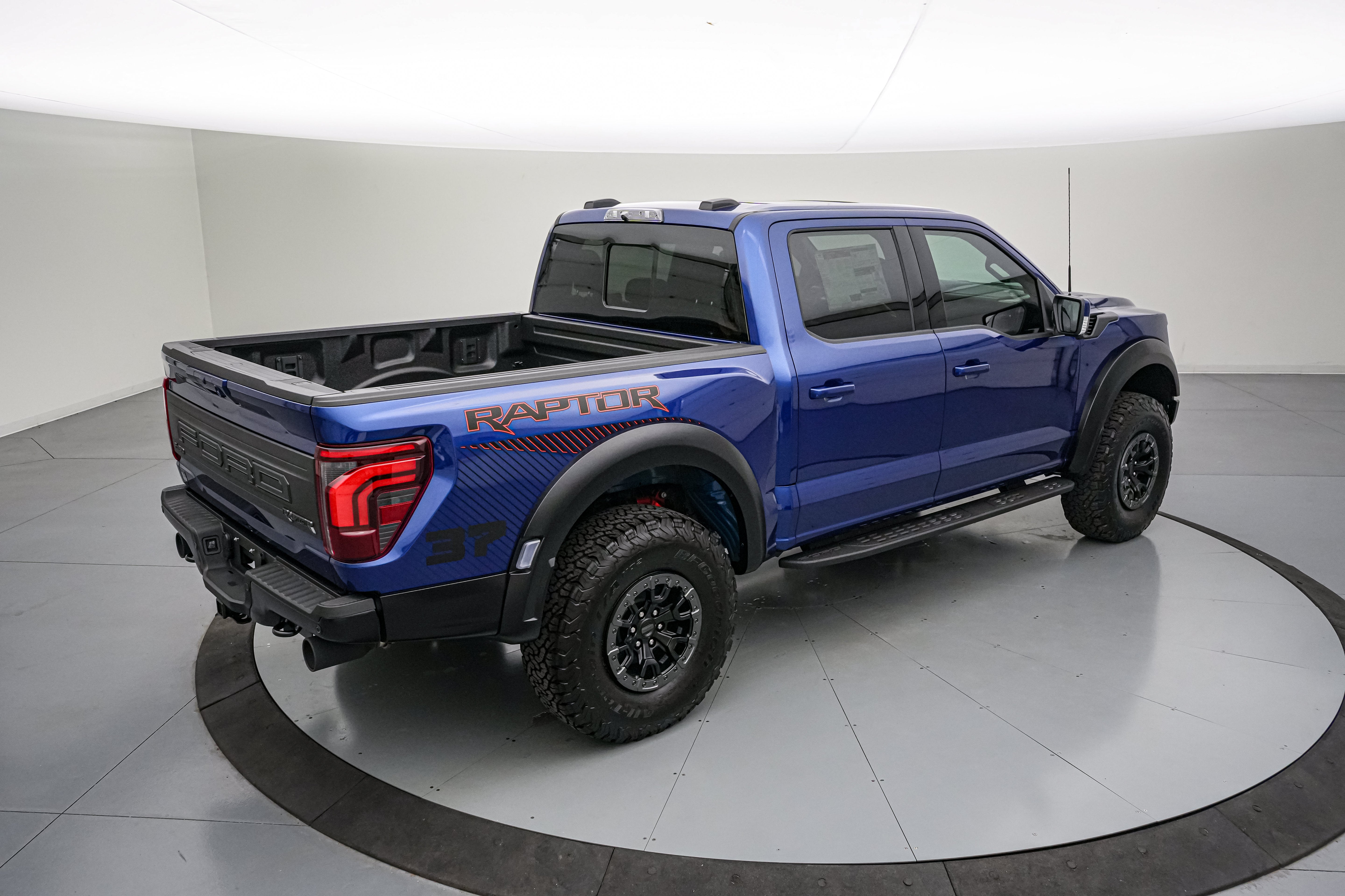 2026 Ford F-150 Raptor w/ 37" Tire Upgrade