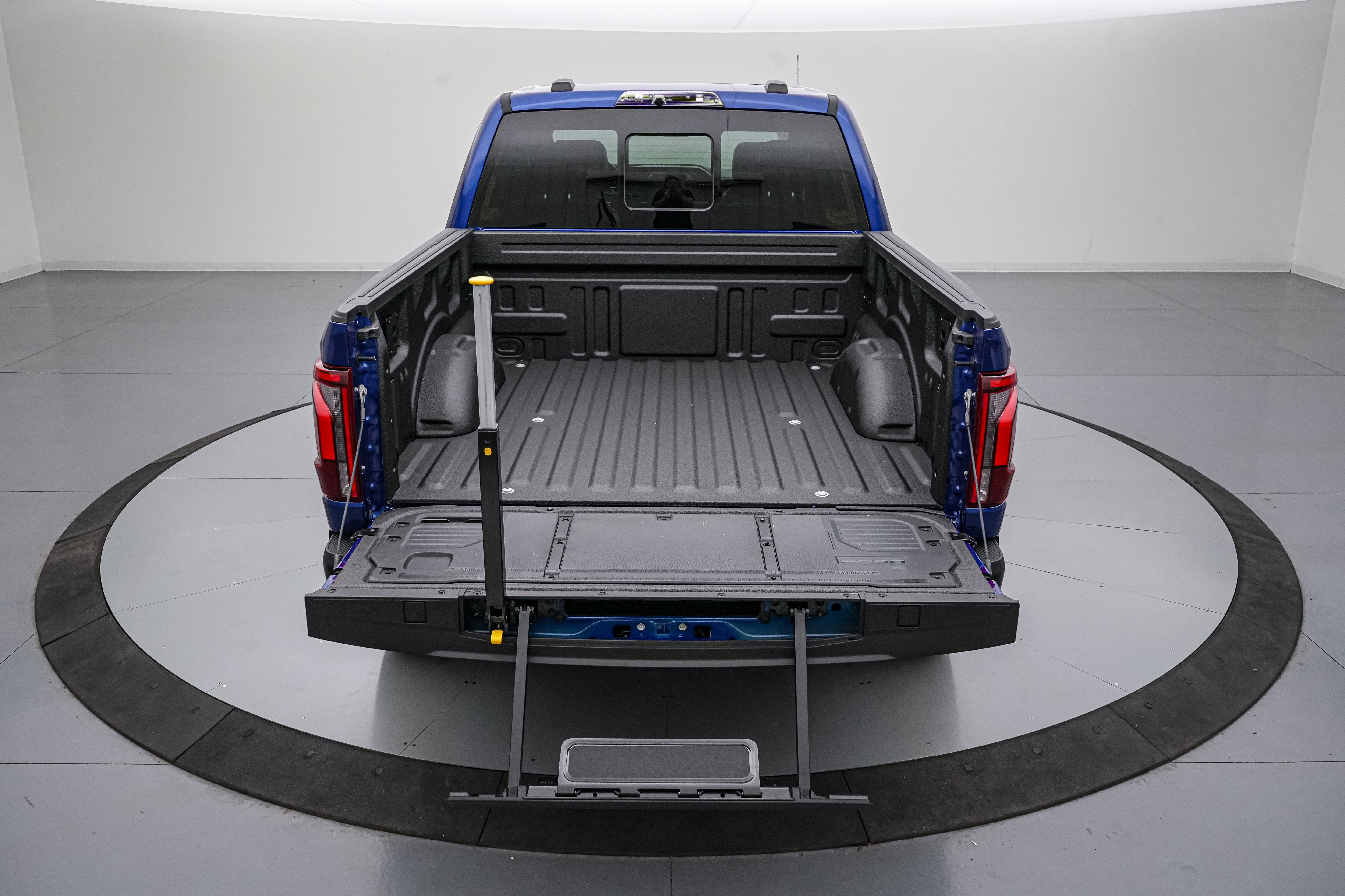 2026 Ford F-150 Raptor w/ 37" Tire Upgrade