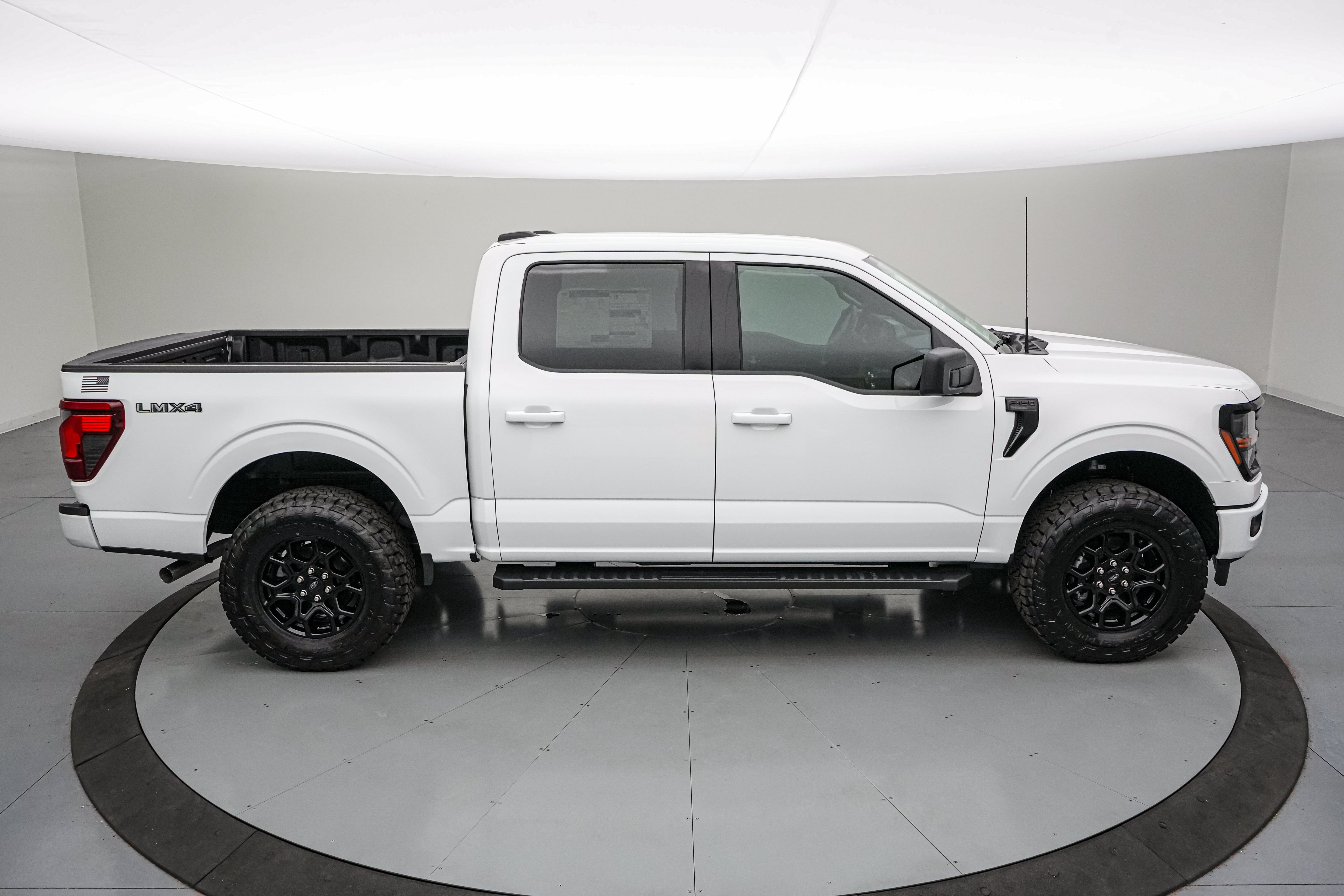 2026 Ford F-150 LMX4