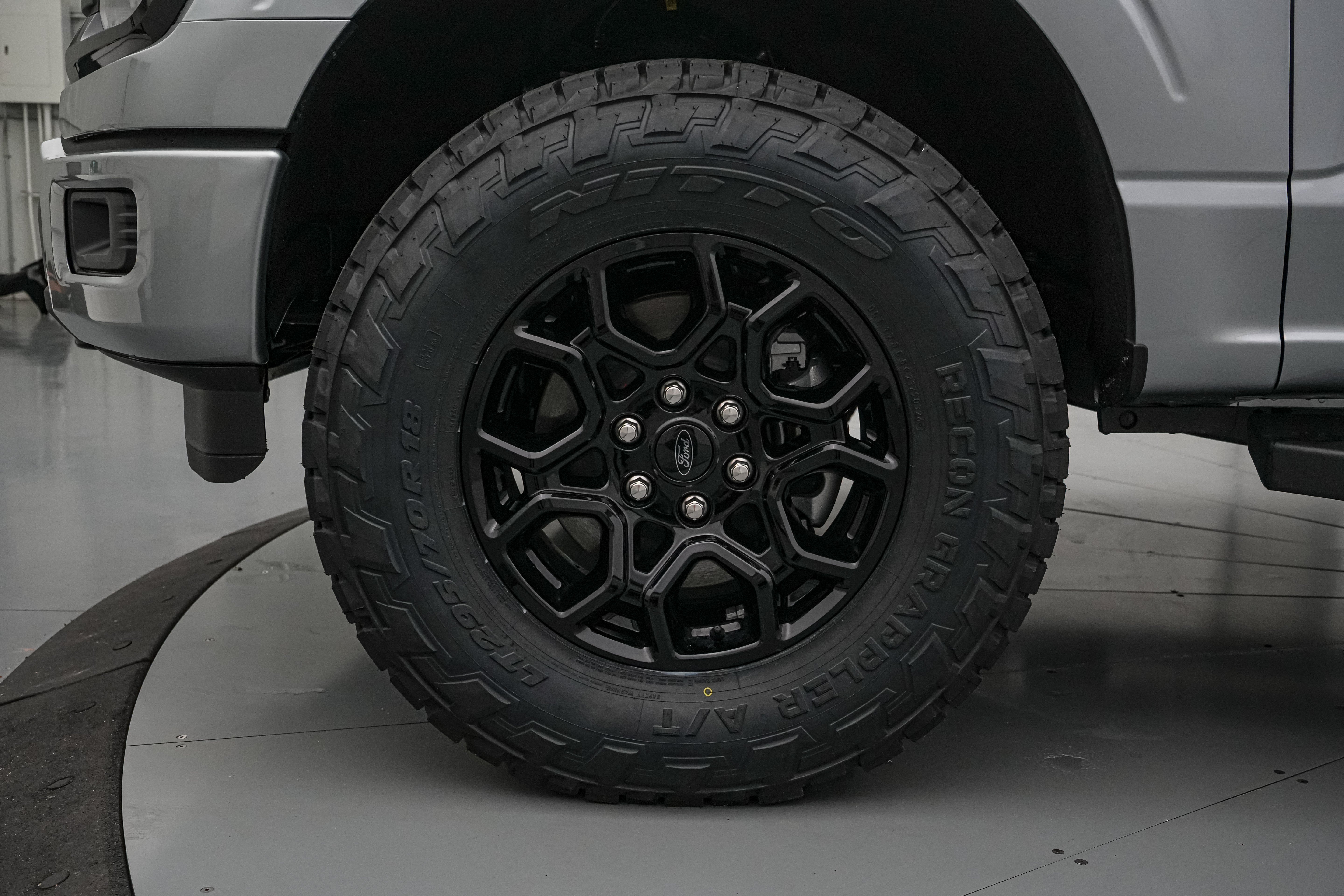 2026 Ford F-150 LMX4