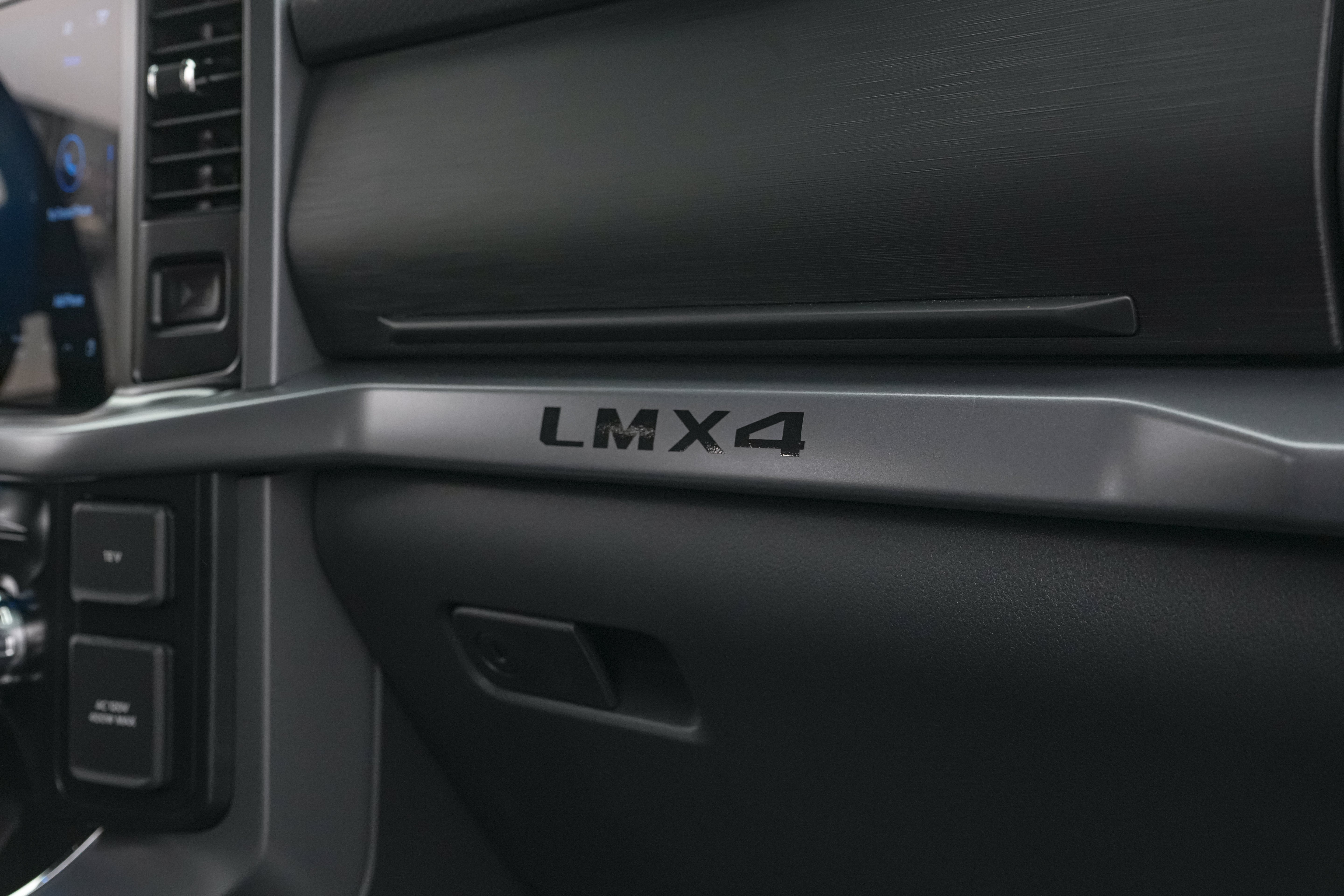 2026 Ford F-150 LMX4