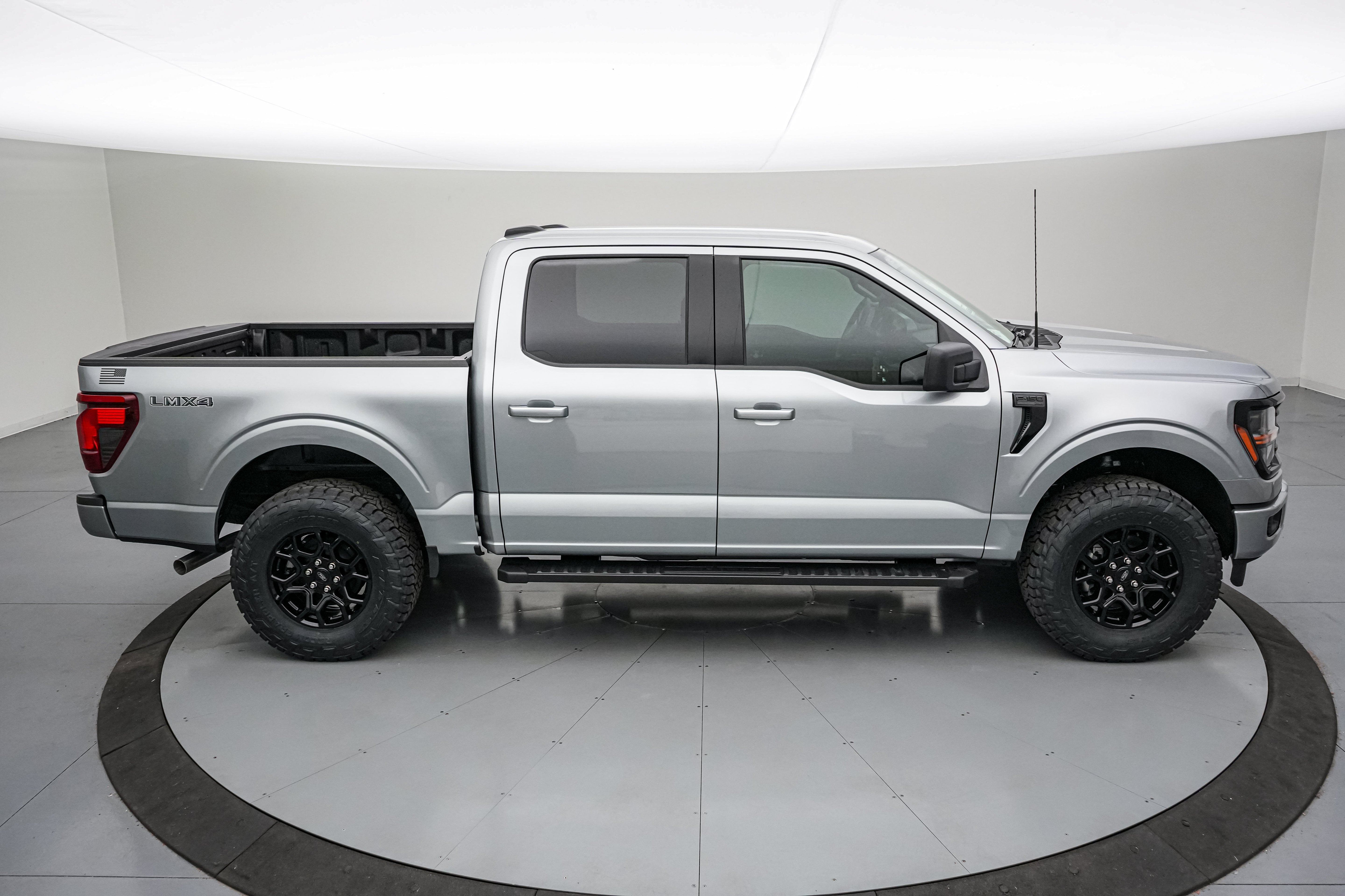 2026 Ford F-150 LMX4