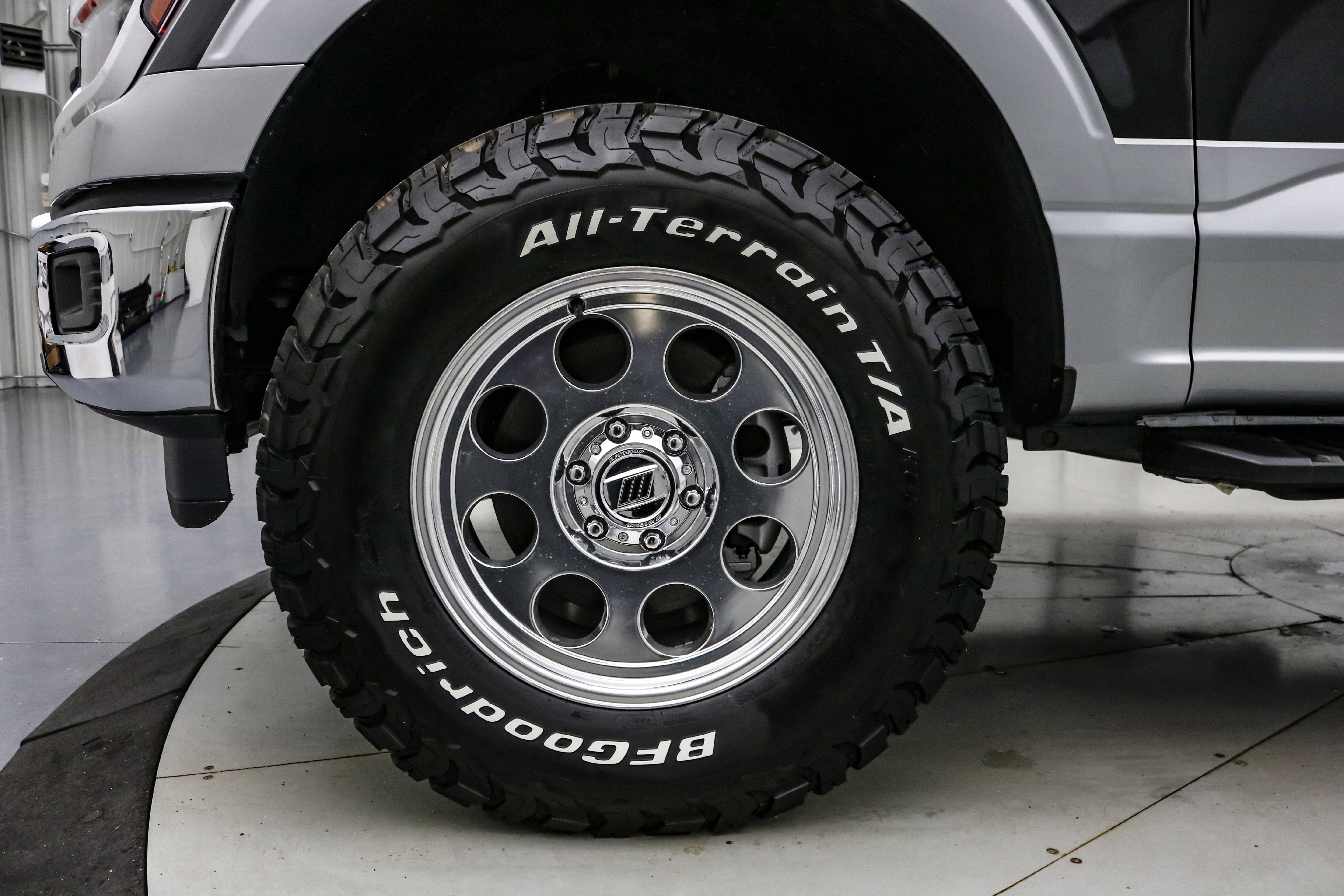 2025 Ford F-150 Custom Classic