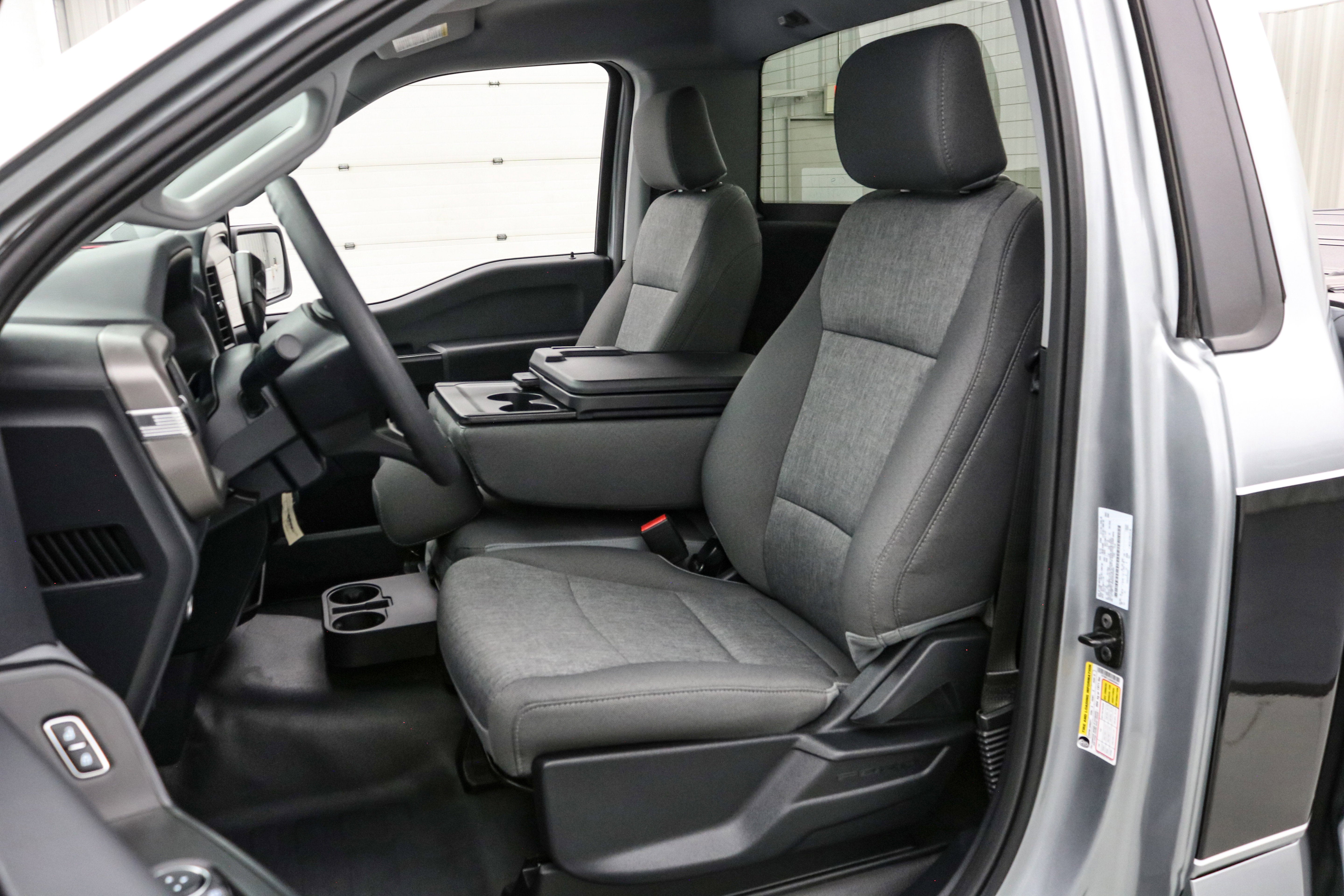 2025 Ford F-150 Custom Classic