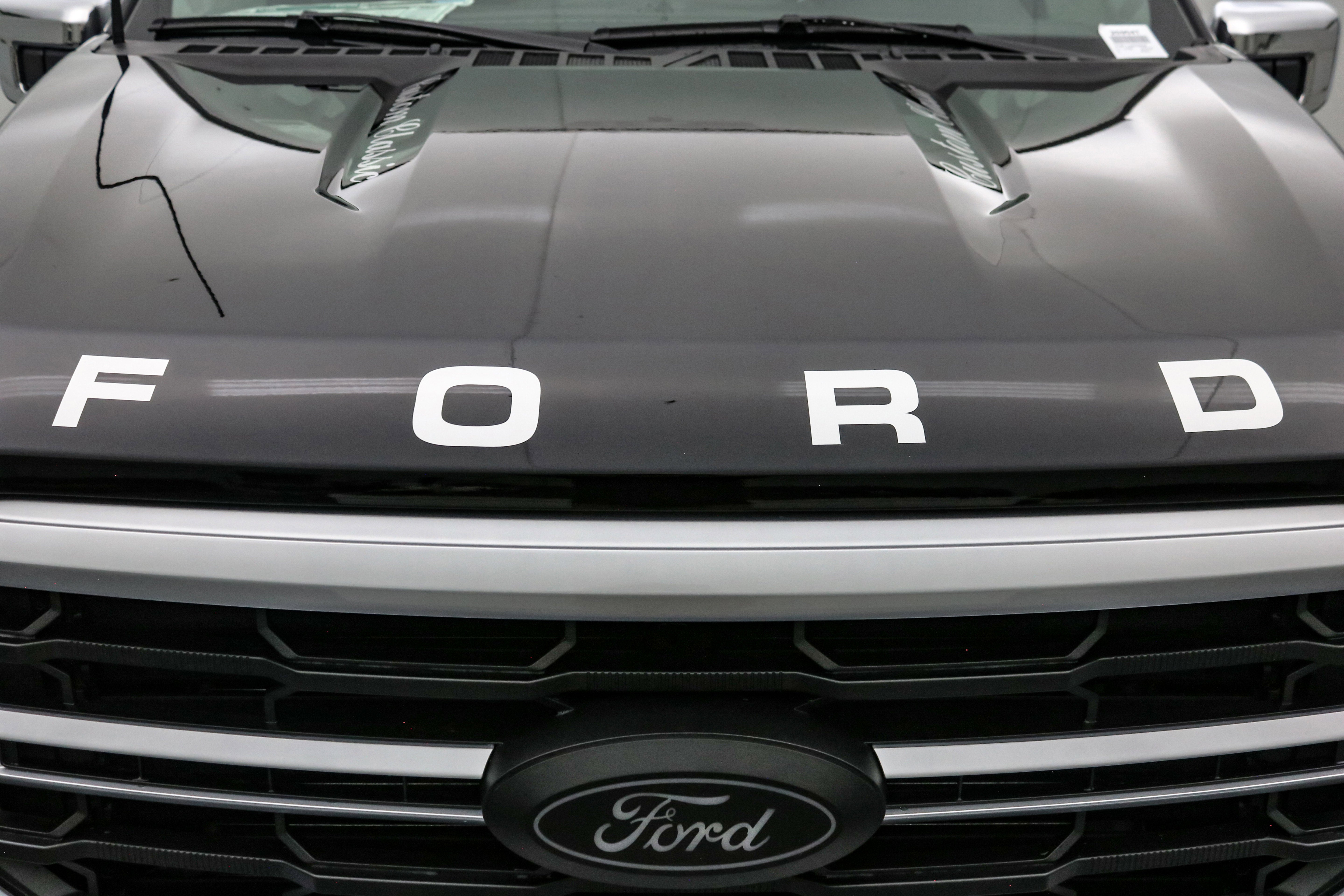 2025 Ford F-150 Custom Classic