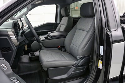 2025 Ford F-150 Custom Classic