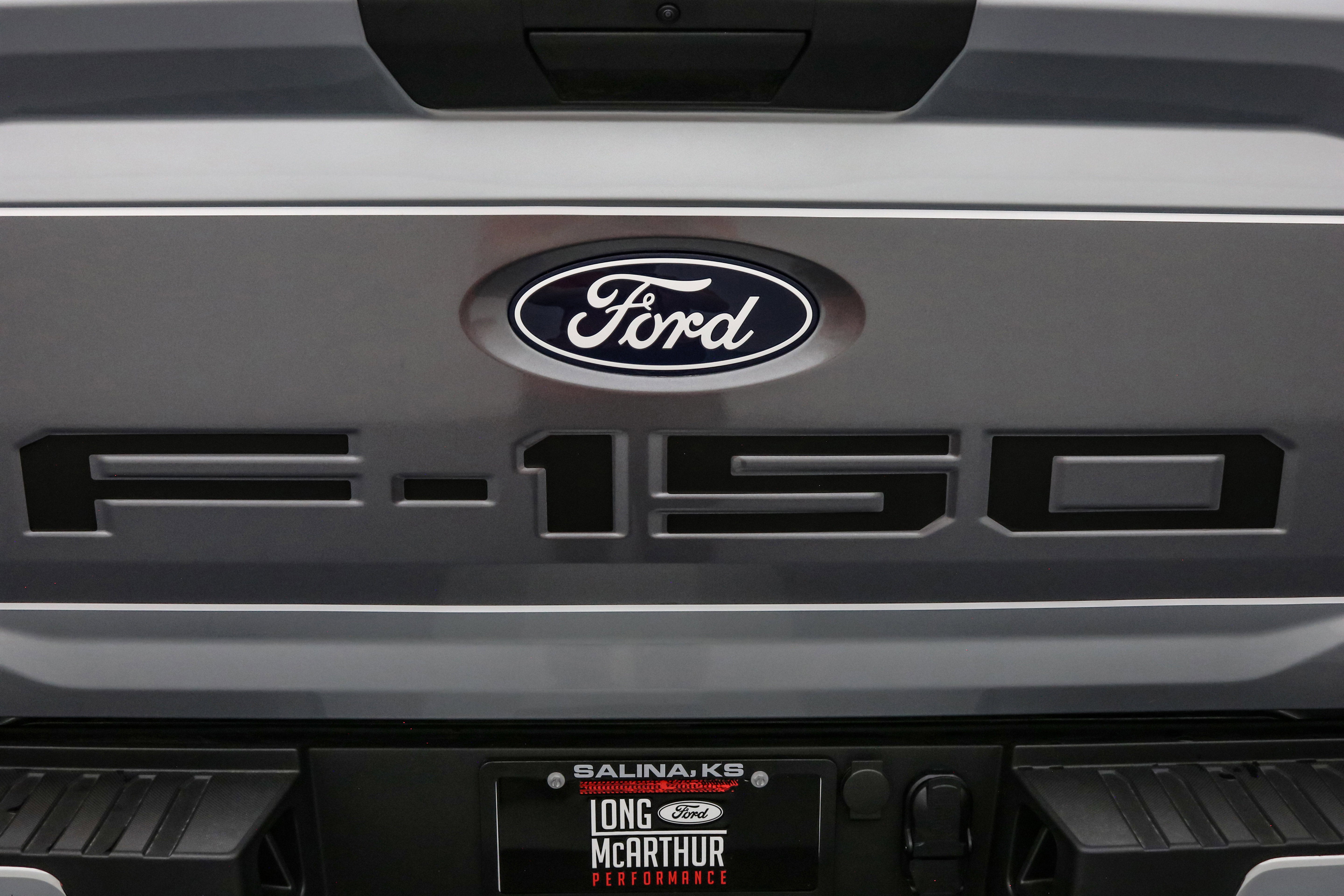 2025 Ford F-150 Custom Classic