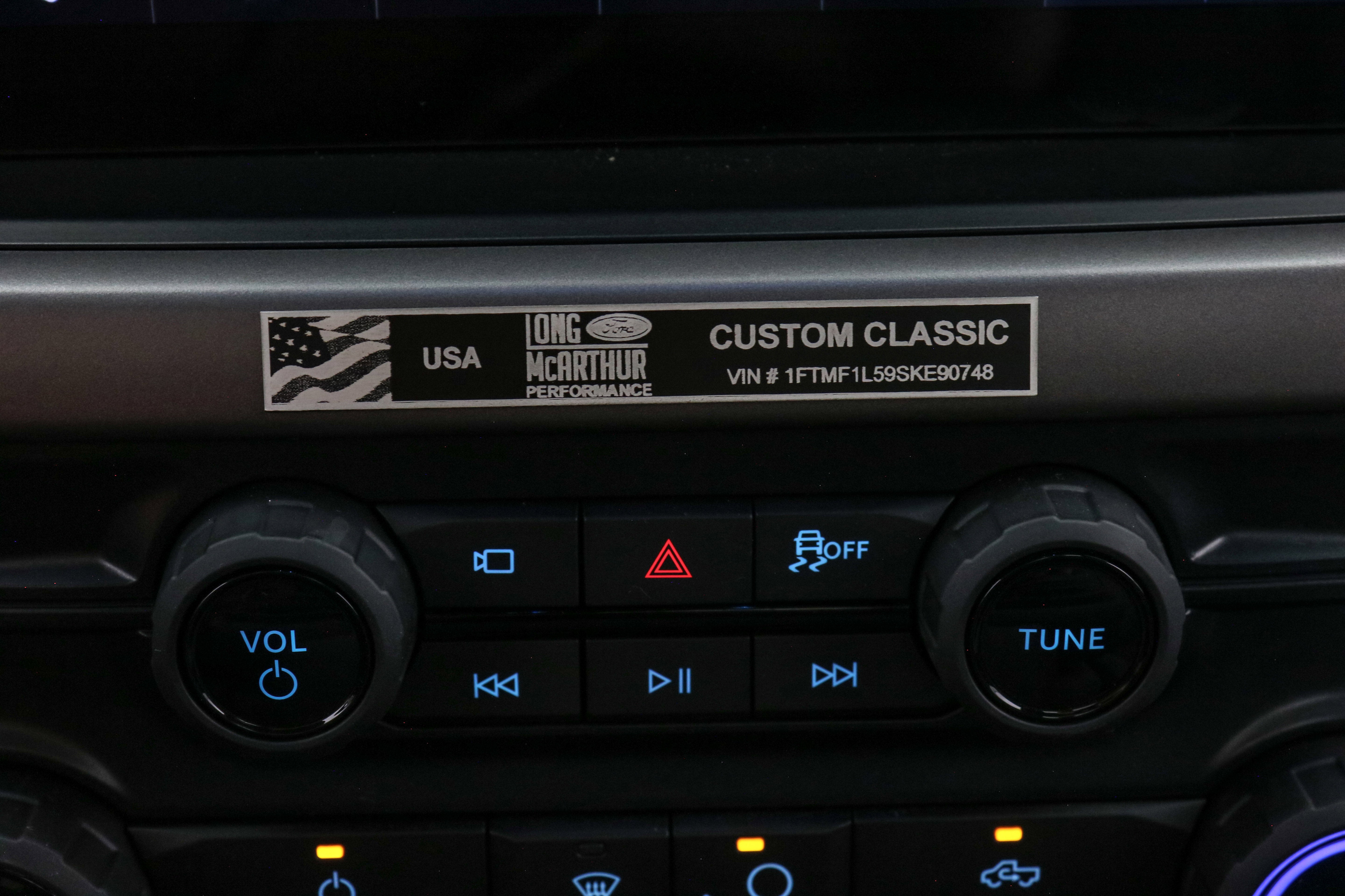 2025 Ford F-150 Custom Classic