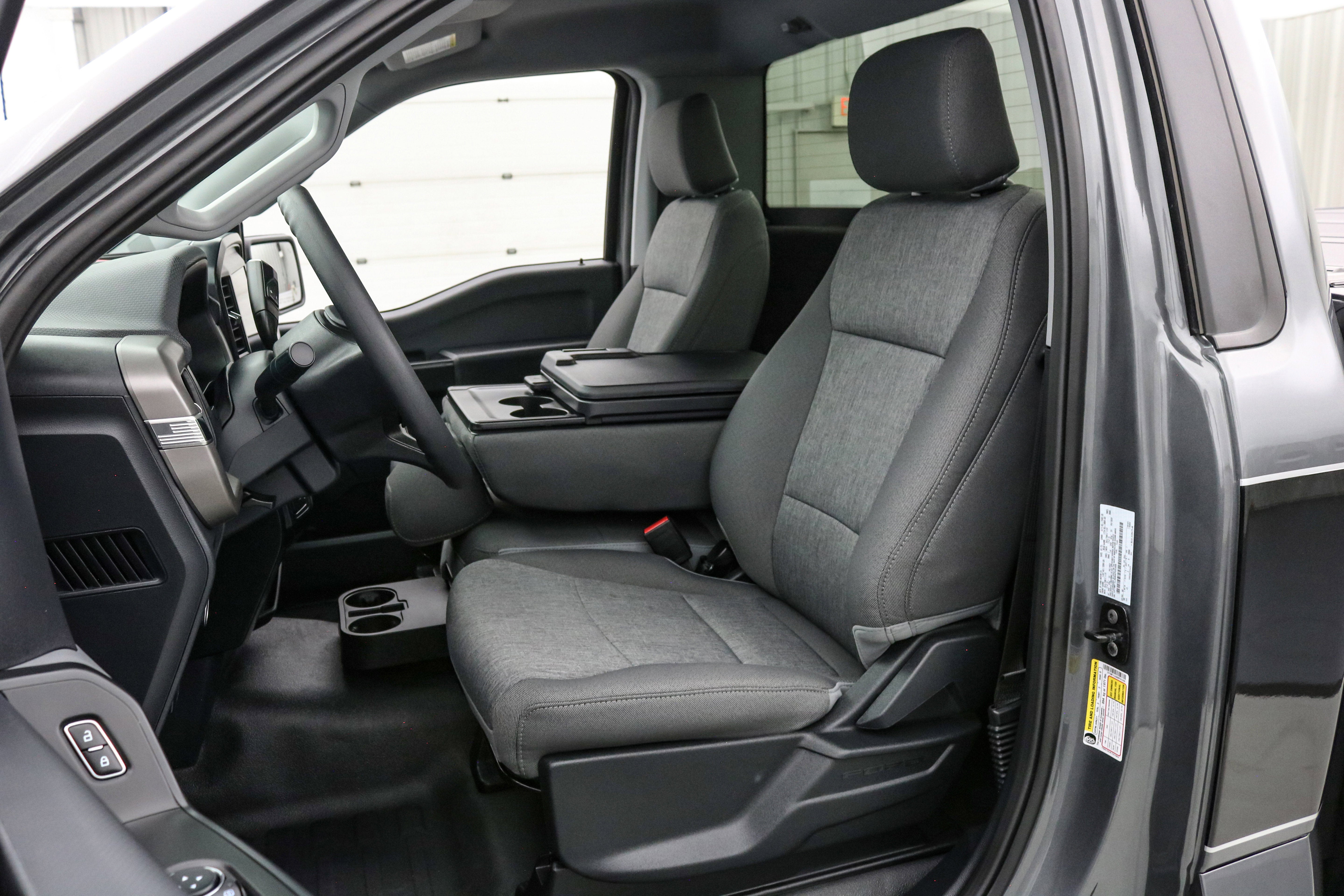 2025 Ford F-150 Custom Classic