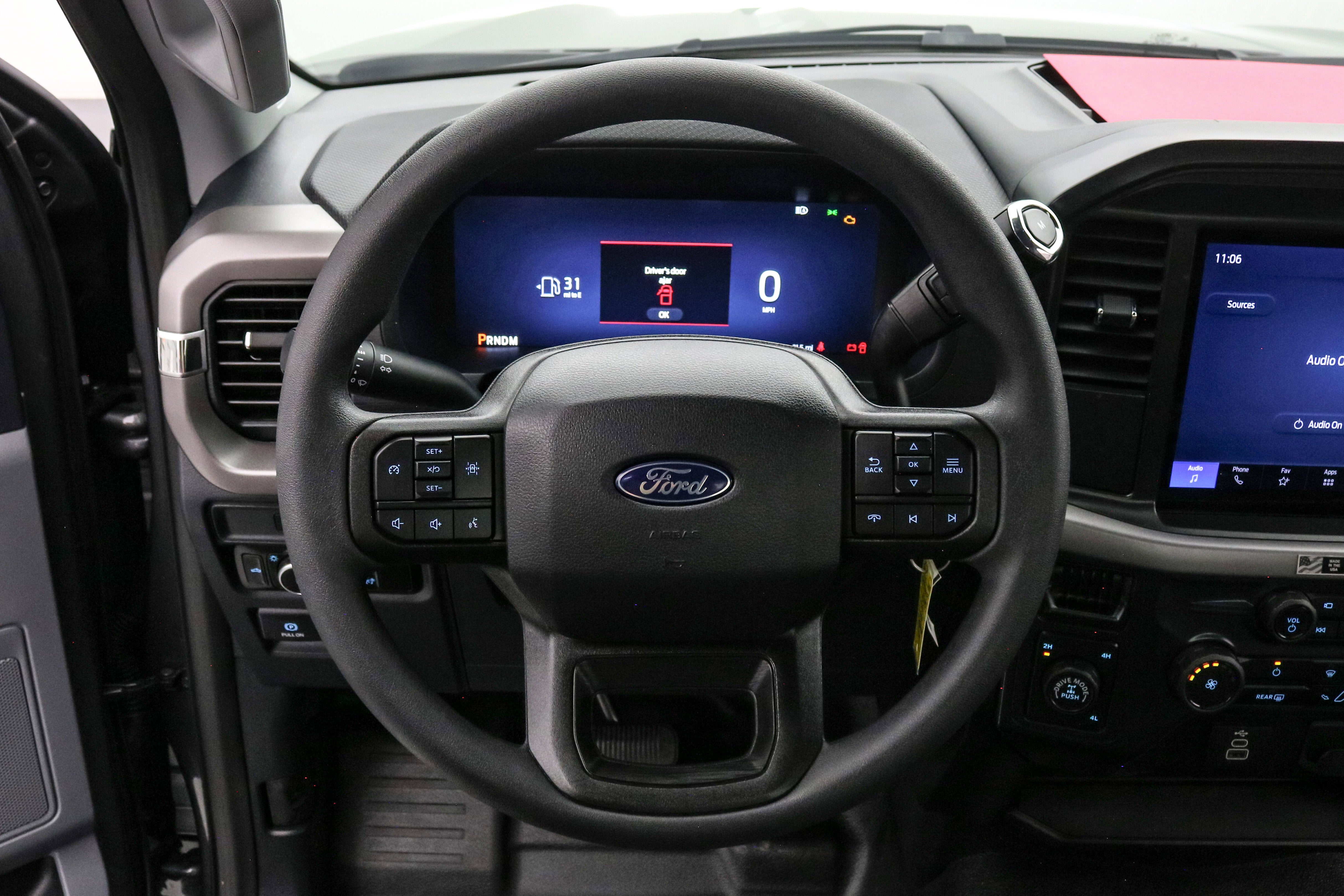 2025 Ford F-150 Custom Classic