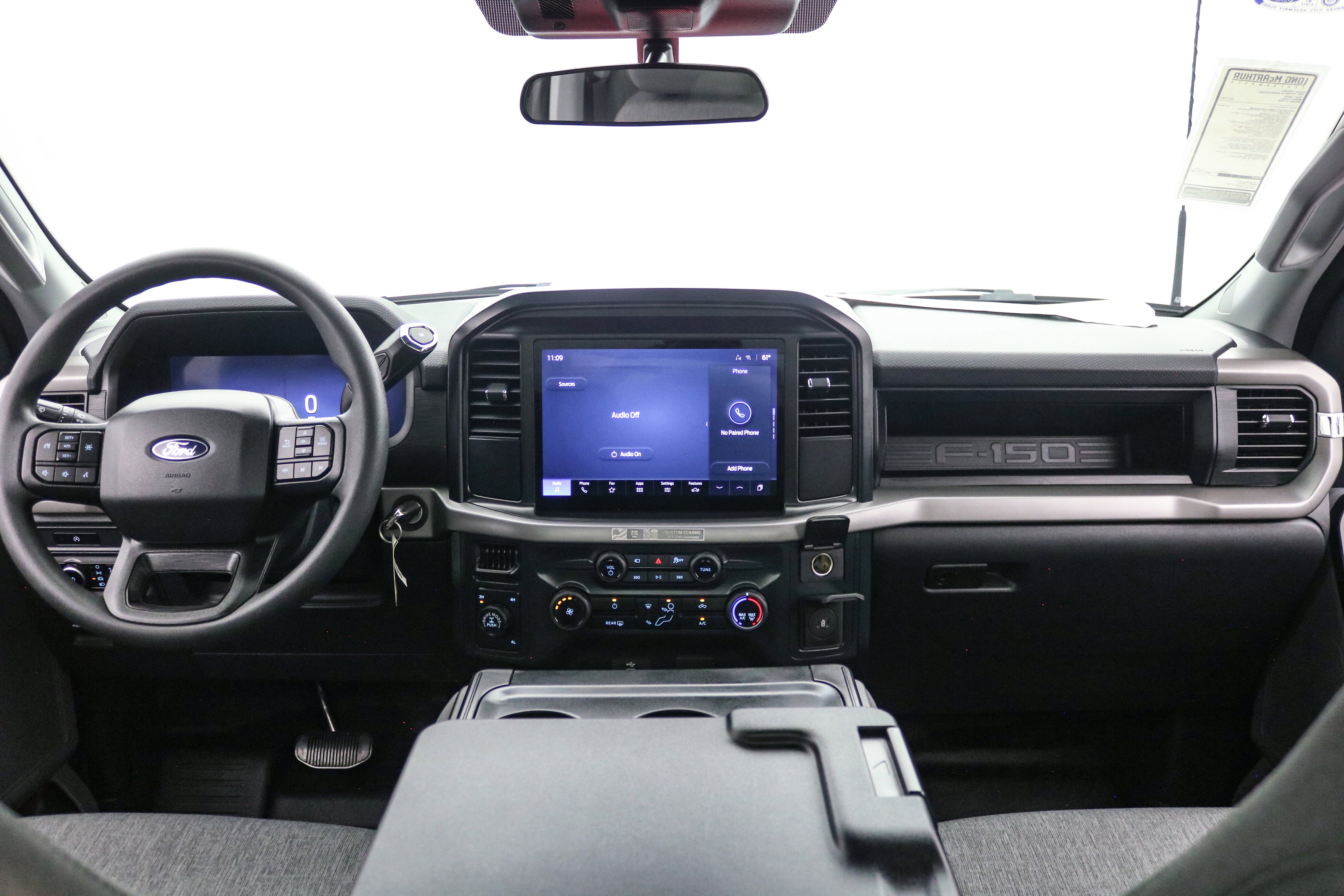 2025 Ford F-150 Custom Classic