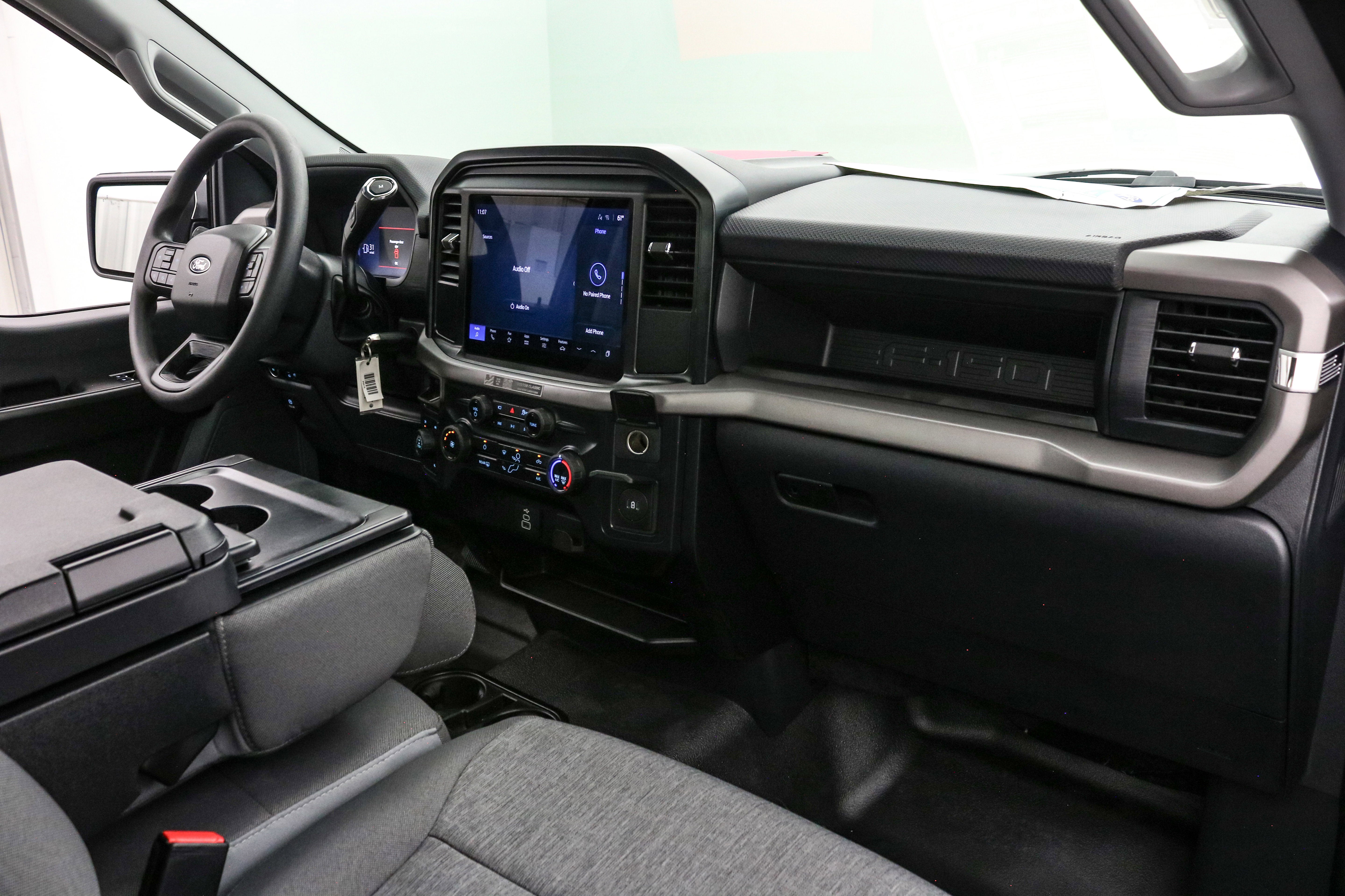 2025 Ford F-150 Custom Classic