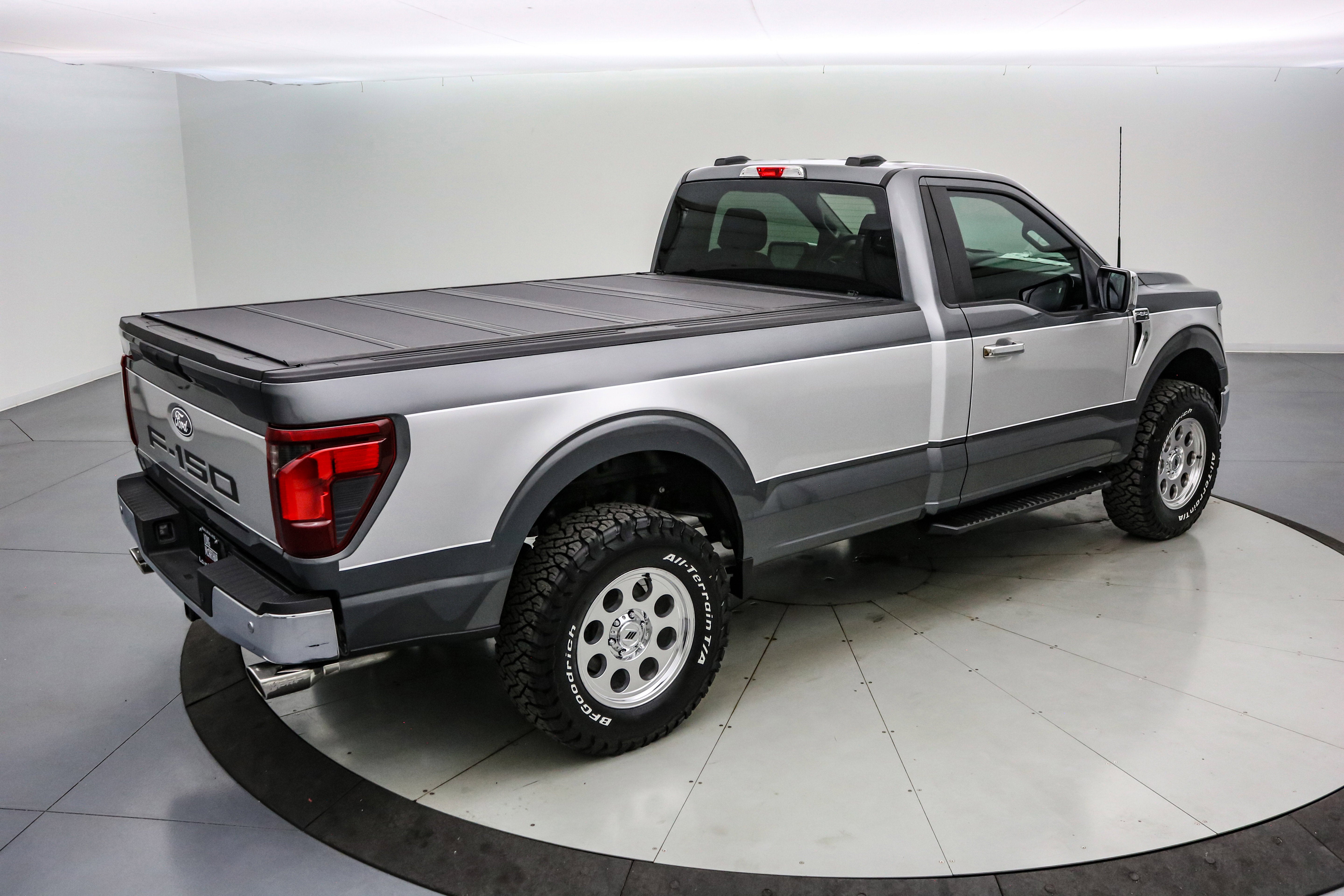 2025 Ford F-150 Custom Classic