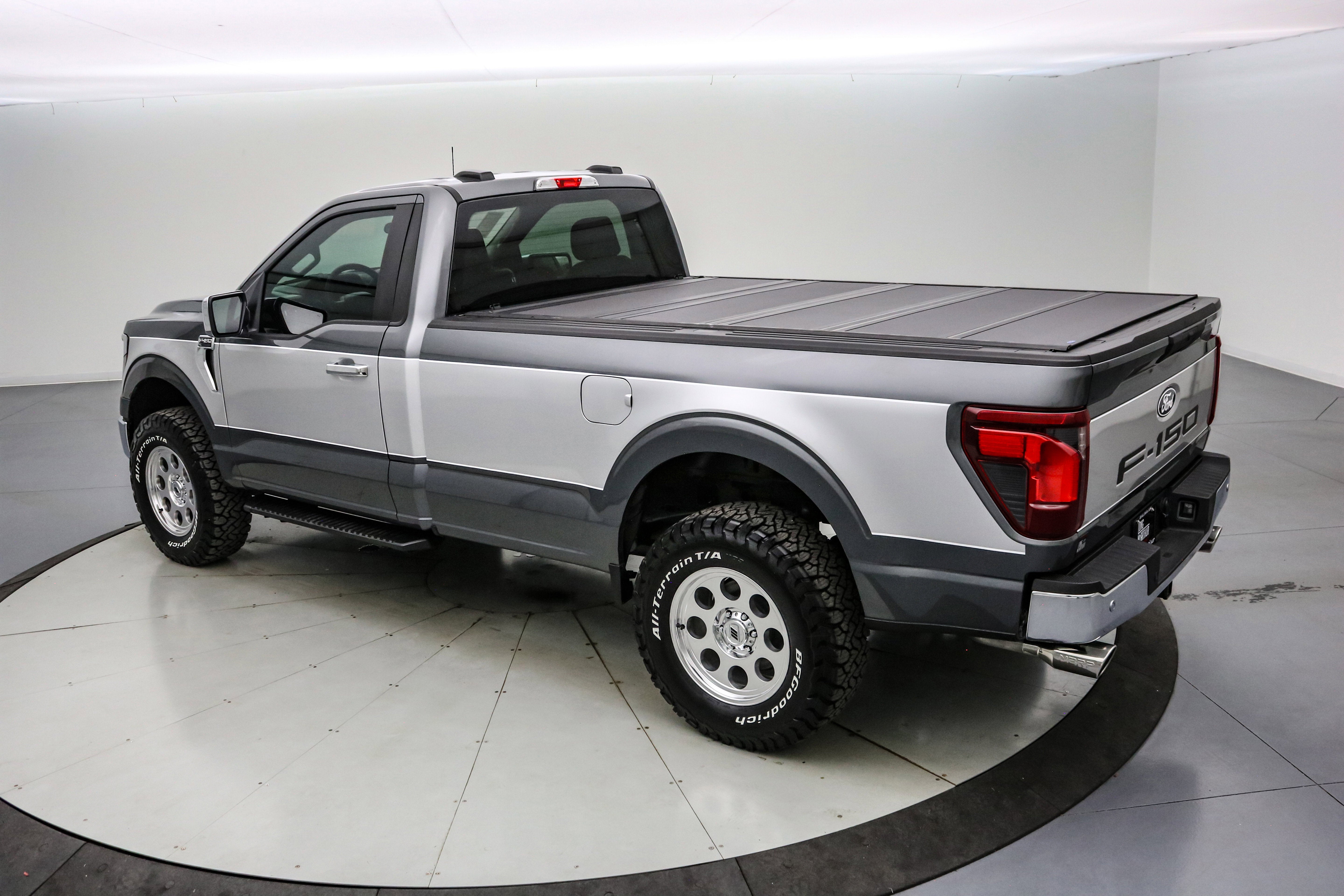 2025 Ford F-150 Custom Classic