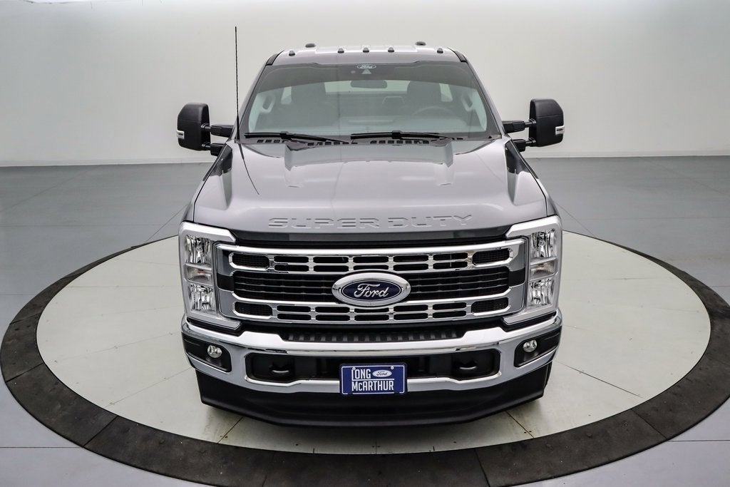 2025 Ford Super Duty F-350 DRW XLT