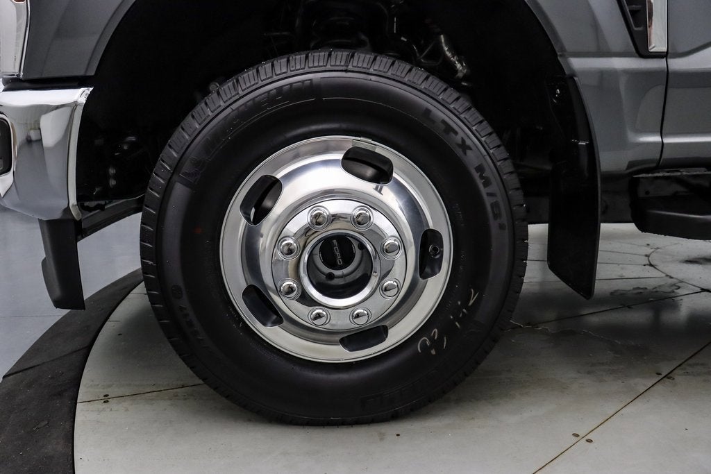 2025 Ford Super Duty F-350 DRW XLT