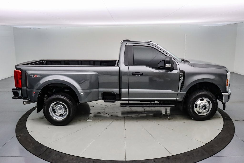 2025 Ford Super Duty F-350 DRW XLT