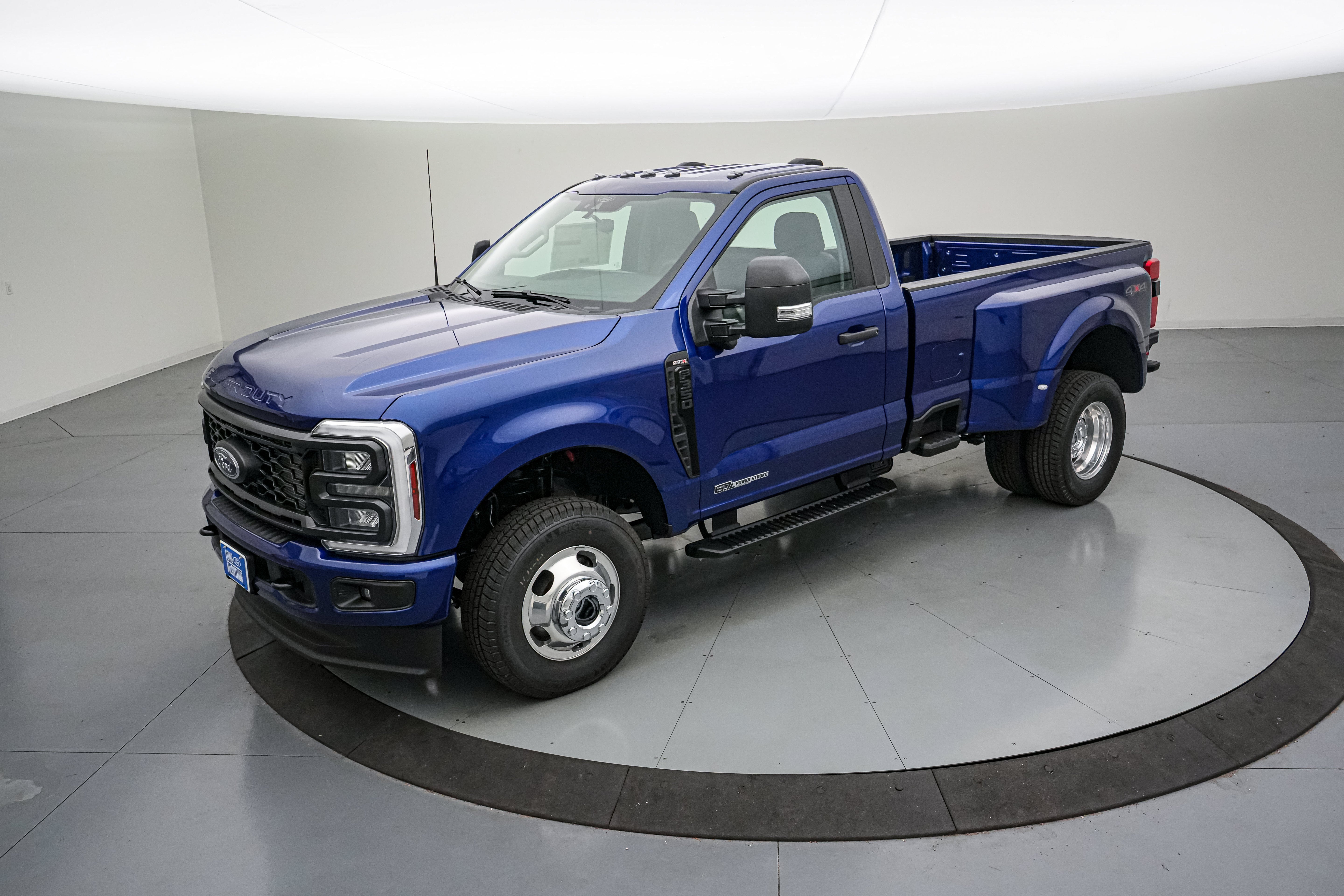 2026 Ford Super Duty F-350 DRW XL w/STX Appearance Package