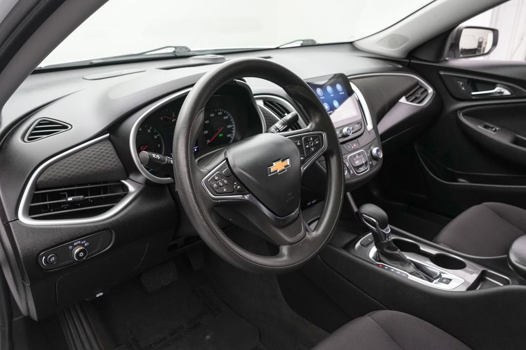 2024 Chevrolet Malibu LS