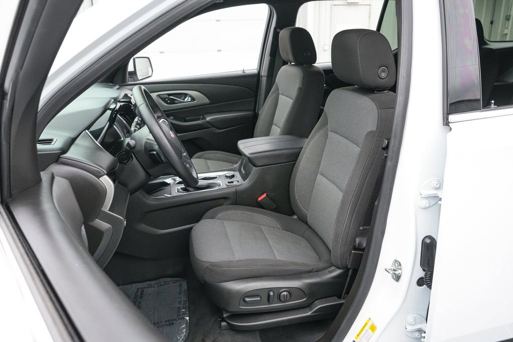 2023 Chevrolet Traverse LT