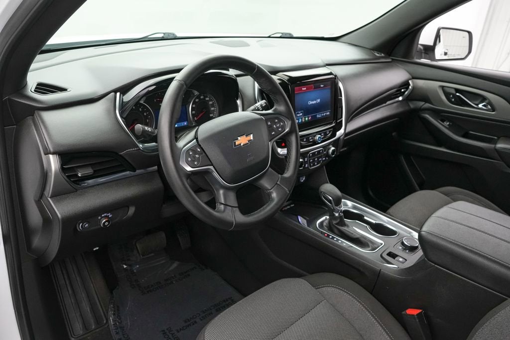 2023 Chevrolet Traverse LT
