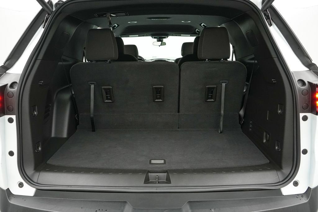 2023 Chevrolet Traverse LT